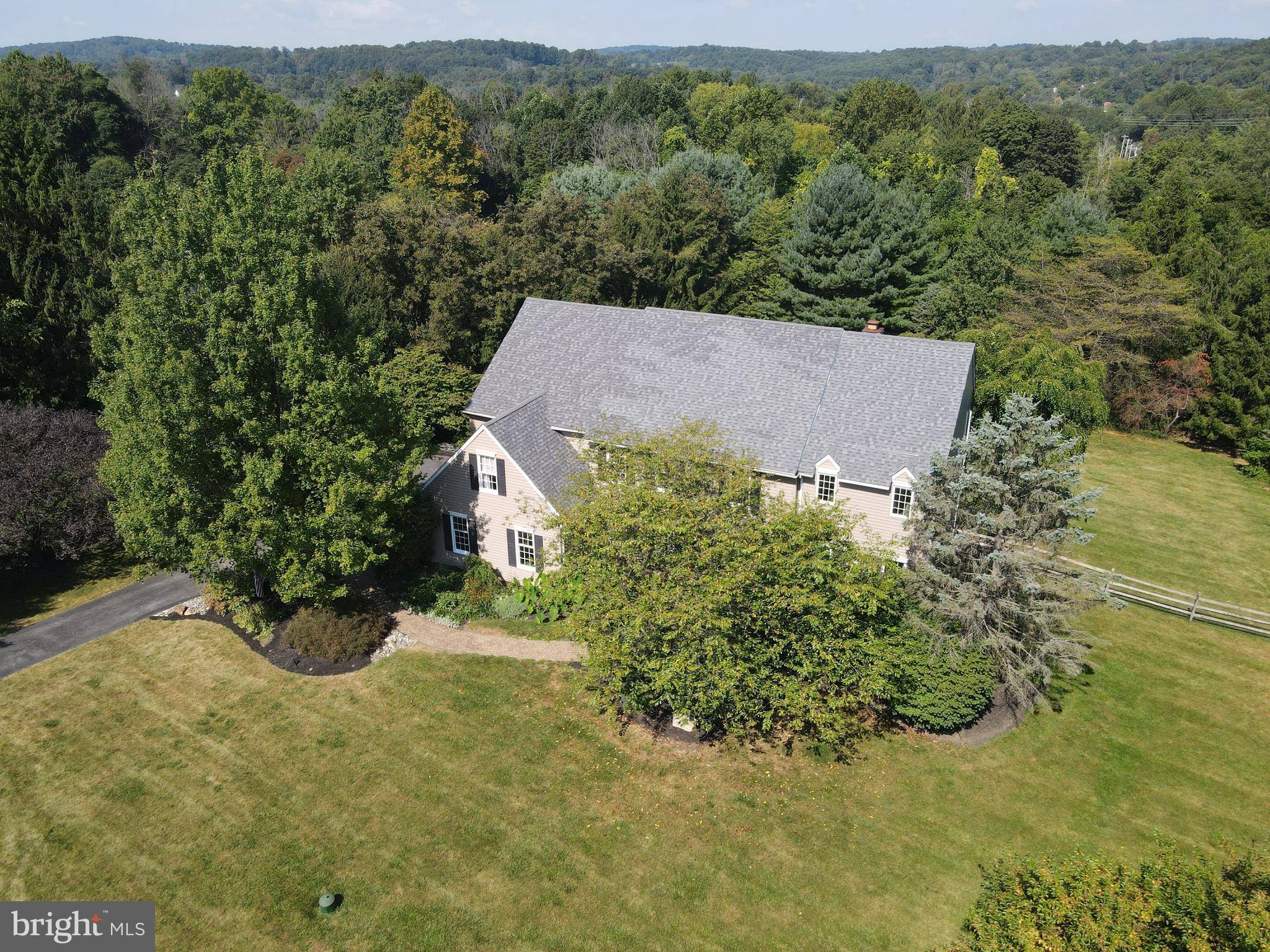 Chester Springs, PA 19425,2 IVY LN