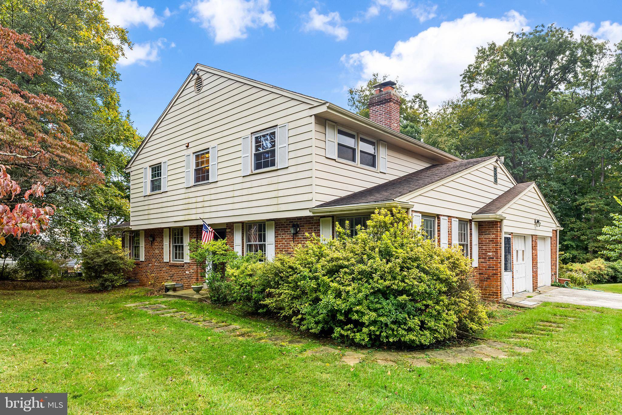 Broomall, PA 19008,2820 DOGWOOD LN