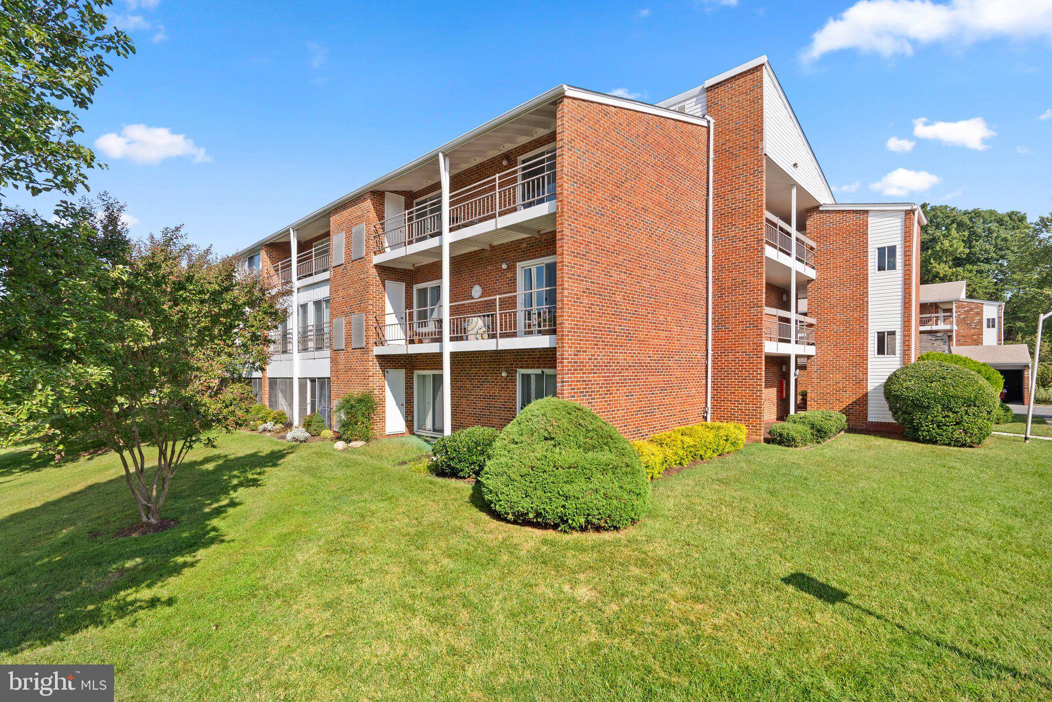 Silver Spring, MD 20906,3500 FOREST EDGE DR #15-1C