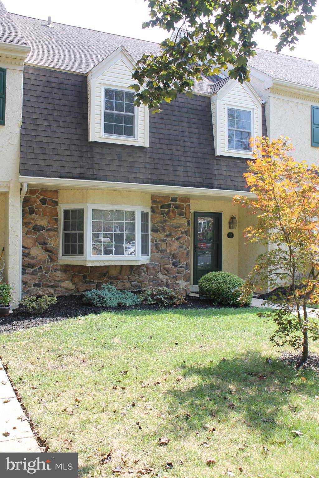 Millersville, PA 17551,128 OAK KNOLL CIR