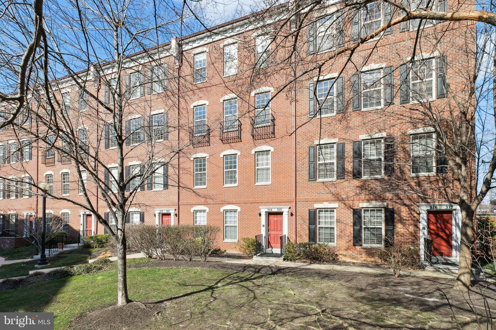 Philadelphia, PA 19146,315 ADMIRALS WAY