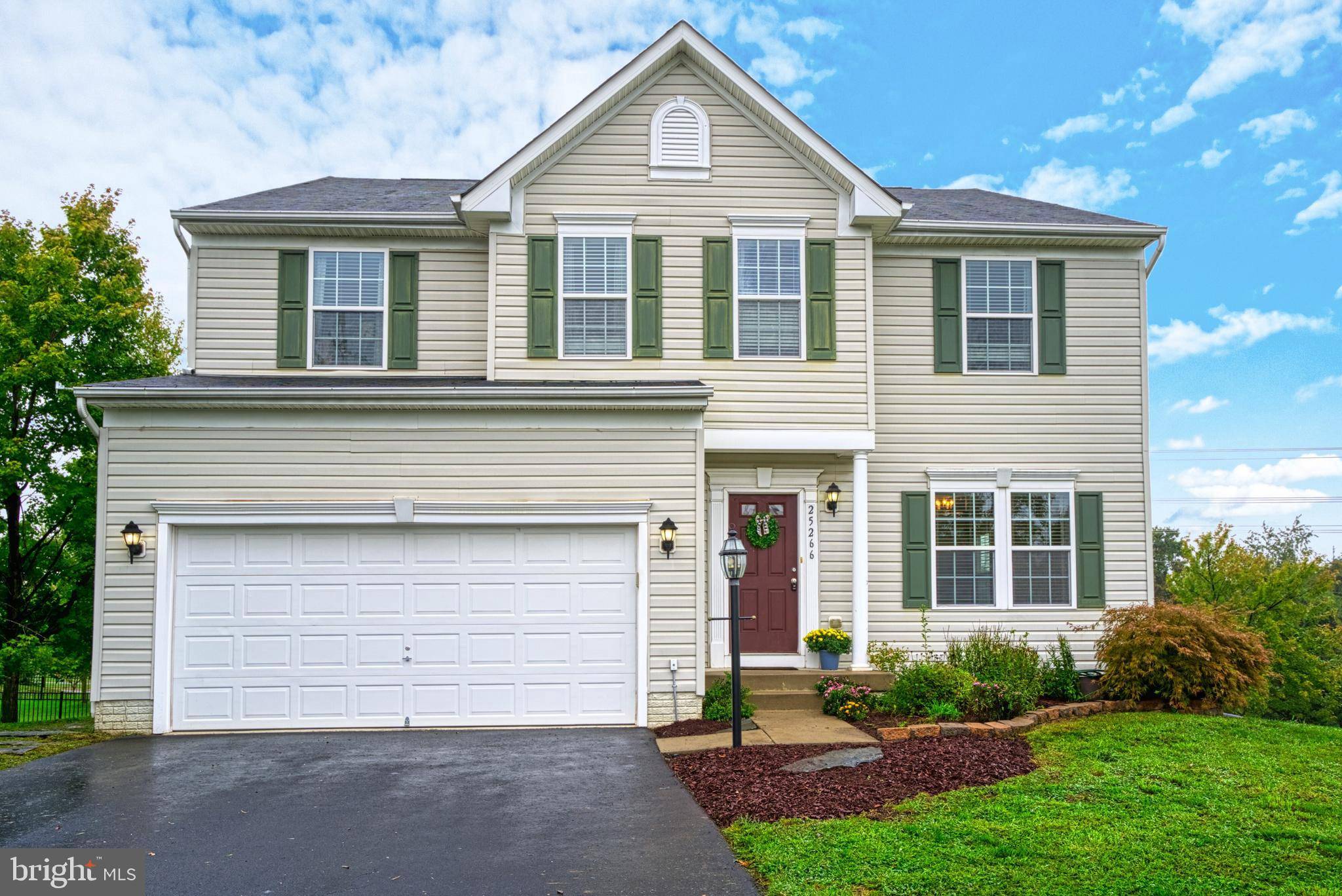 Aldie, VA 20105,25266 CONNOR CT