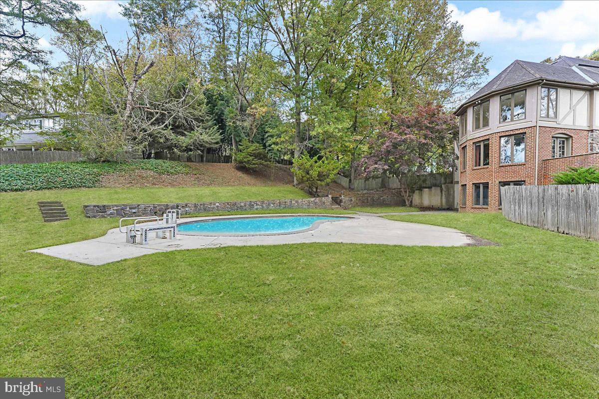 Chadds Ford, PA 19317,2 CHADDWYCK LN