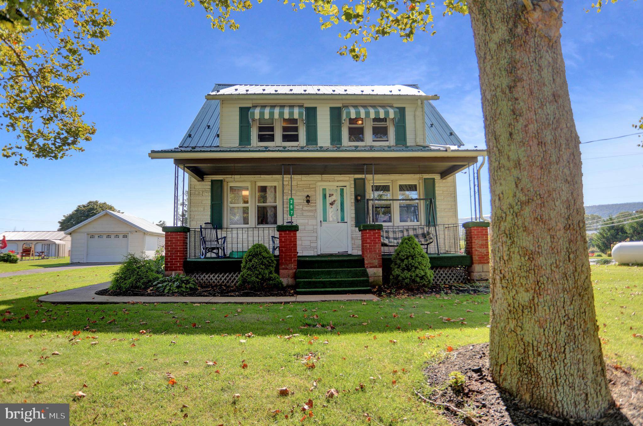 Lykens, PA 17048,257 N CENTER ST