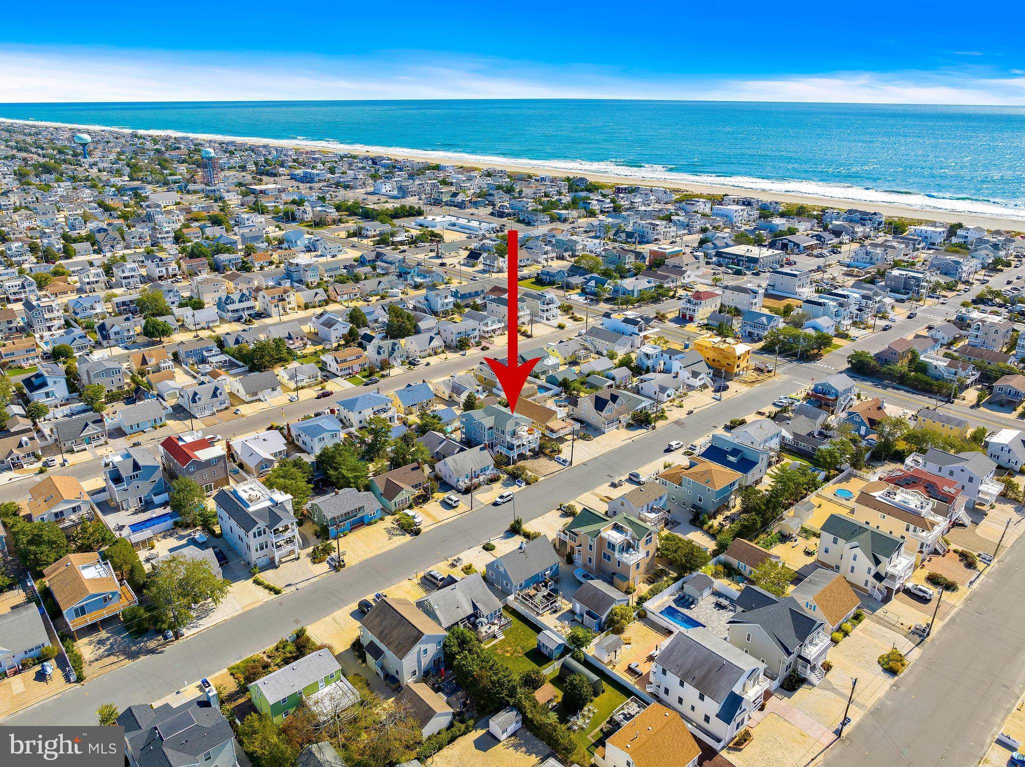 Surf City, NJ 08008,233 N 1ST ST