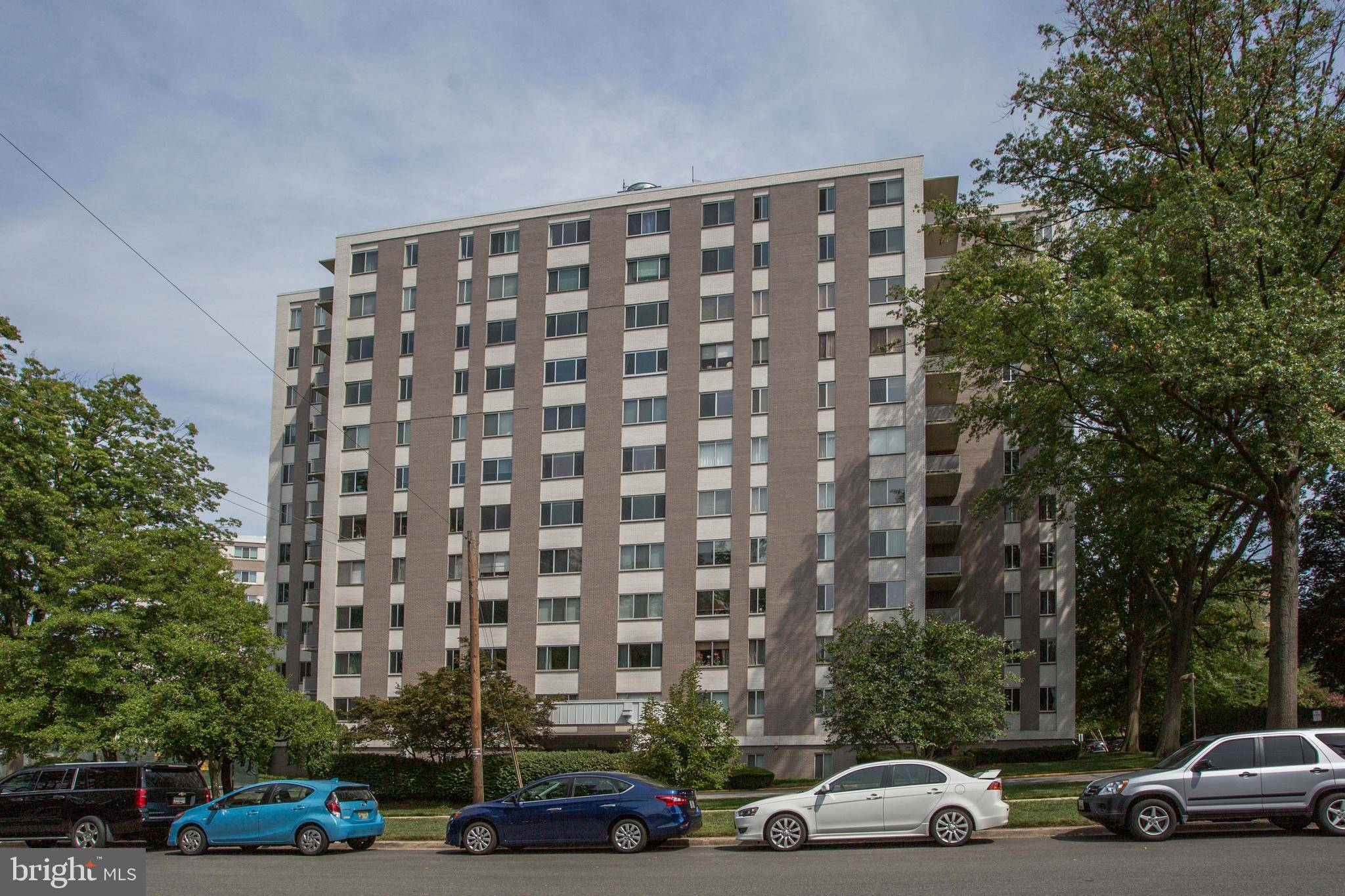 Bethesda, MD 20814,8315 N BROOK LN #2-304