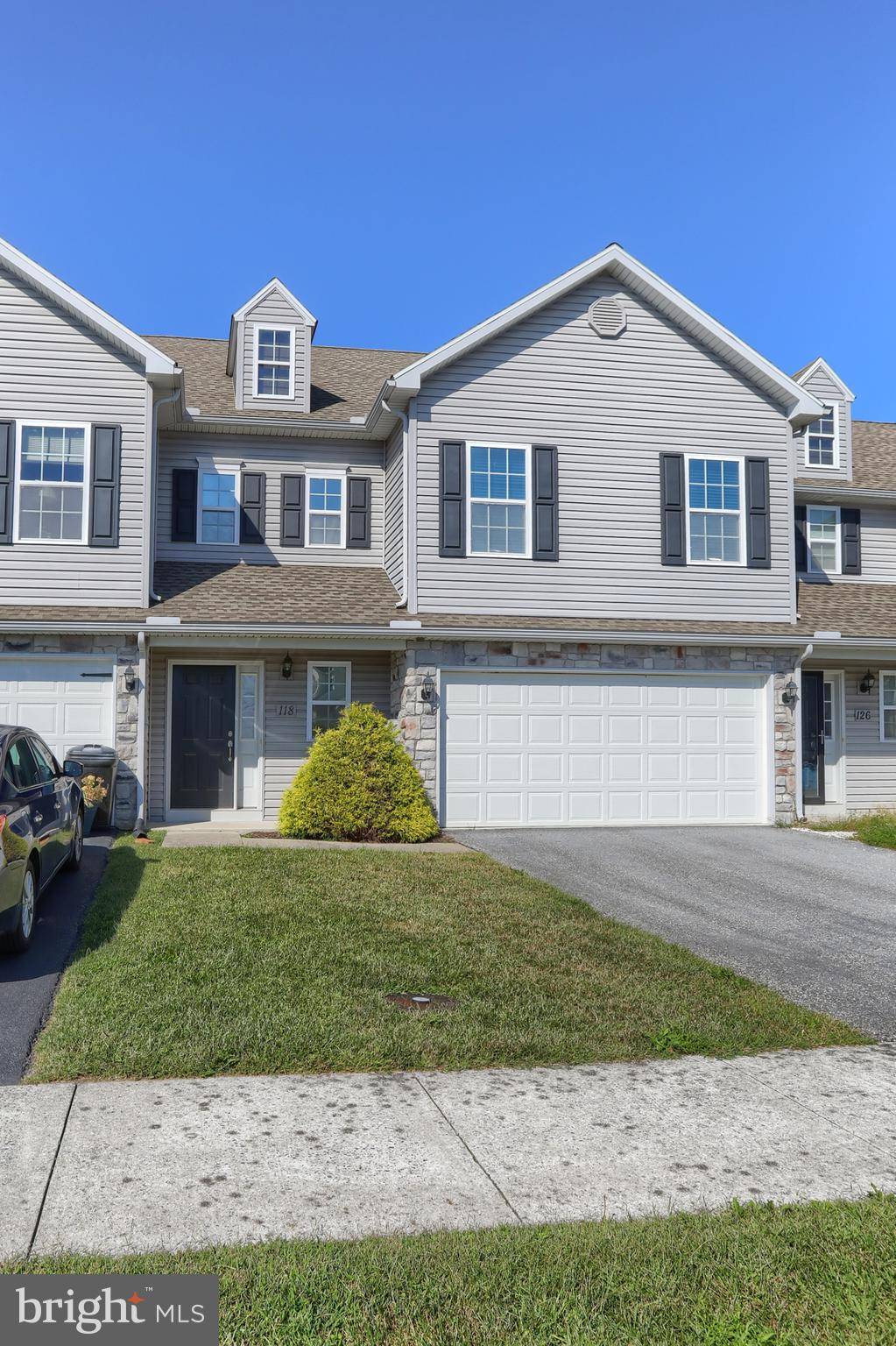 Palmyra, PA 17078,118 BRAEBURN WAY