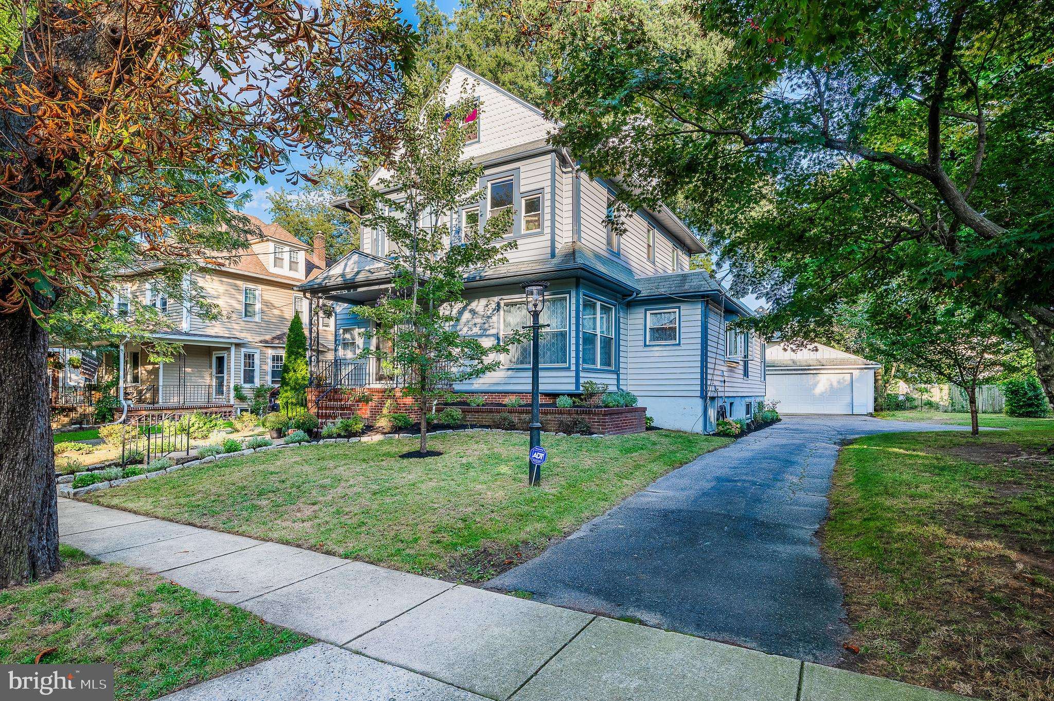 Collingswood, NJ 08108,10 CRESTMONT TER