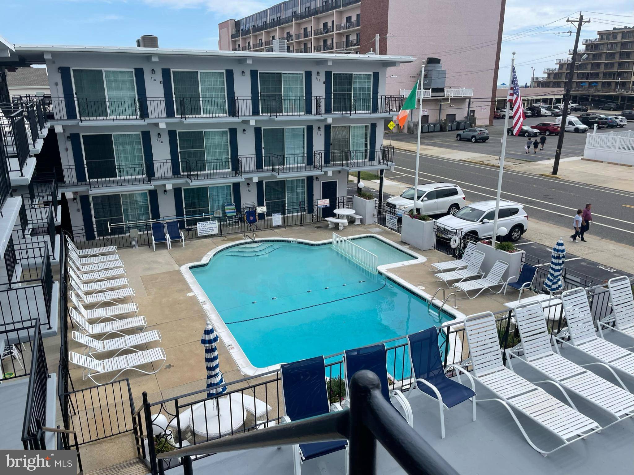 Wildwood, NJ 08260,405 OCEAN AVE #304