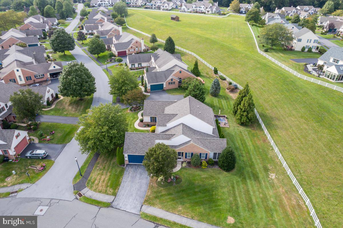 Elverson, PA 19520,325 STEEPLECHASE DR