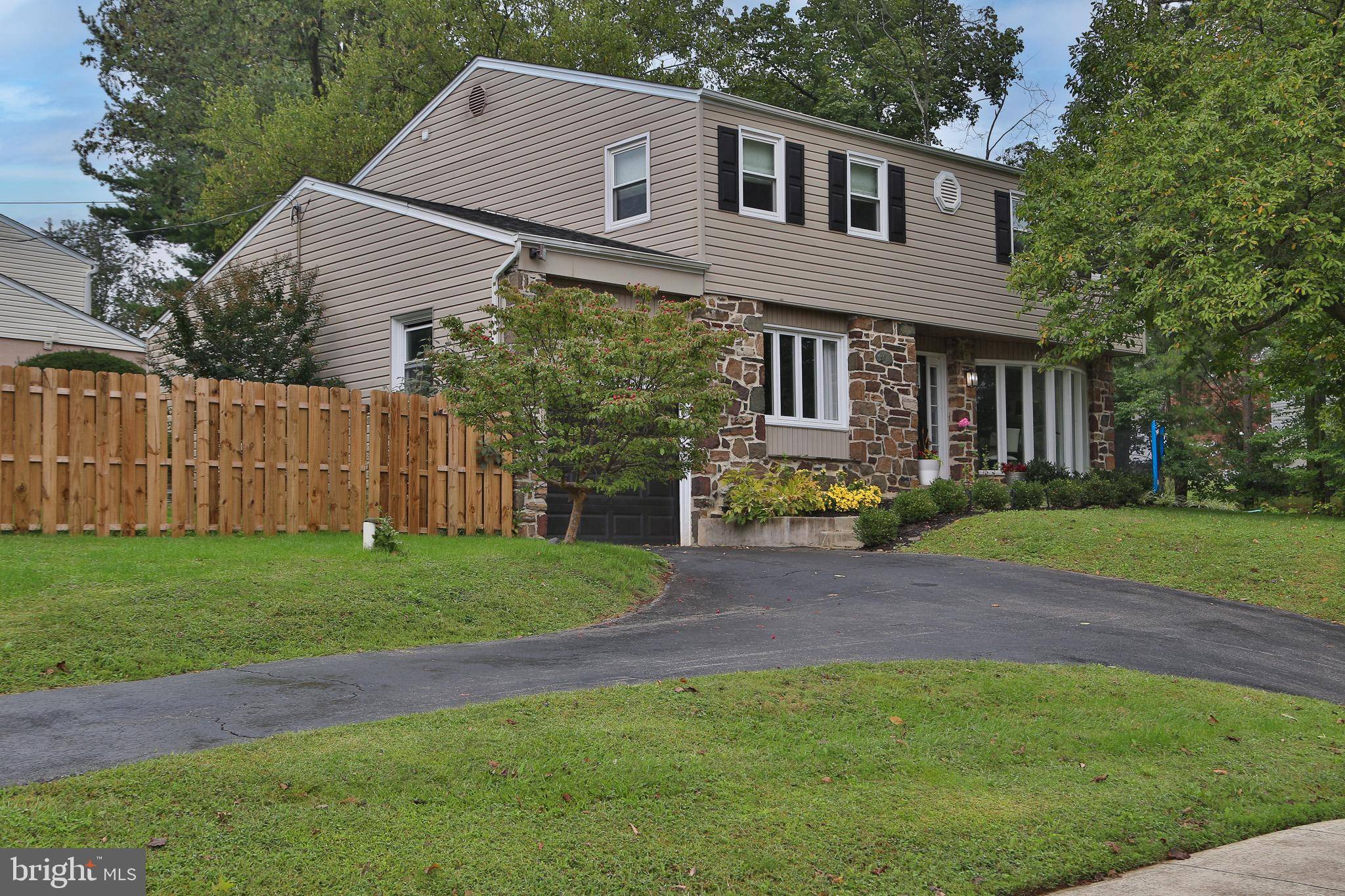 Lafayette Hill, PA 19444,103 RED RAMBLER DR