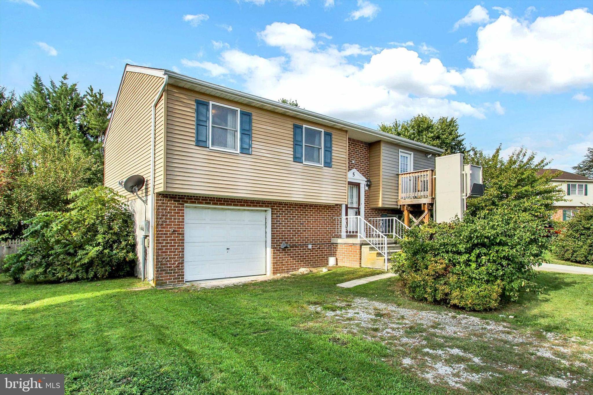 Hanover, PA 17331,5 BUTTERNUT LN