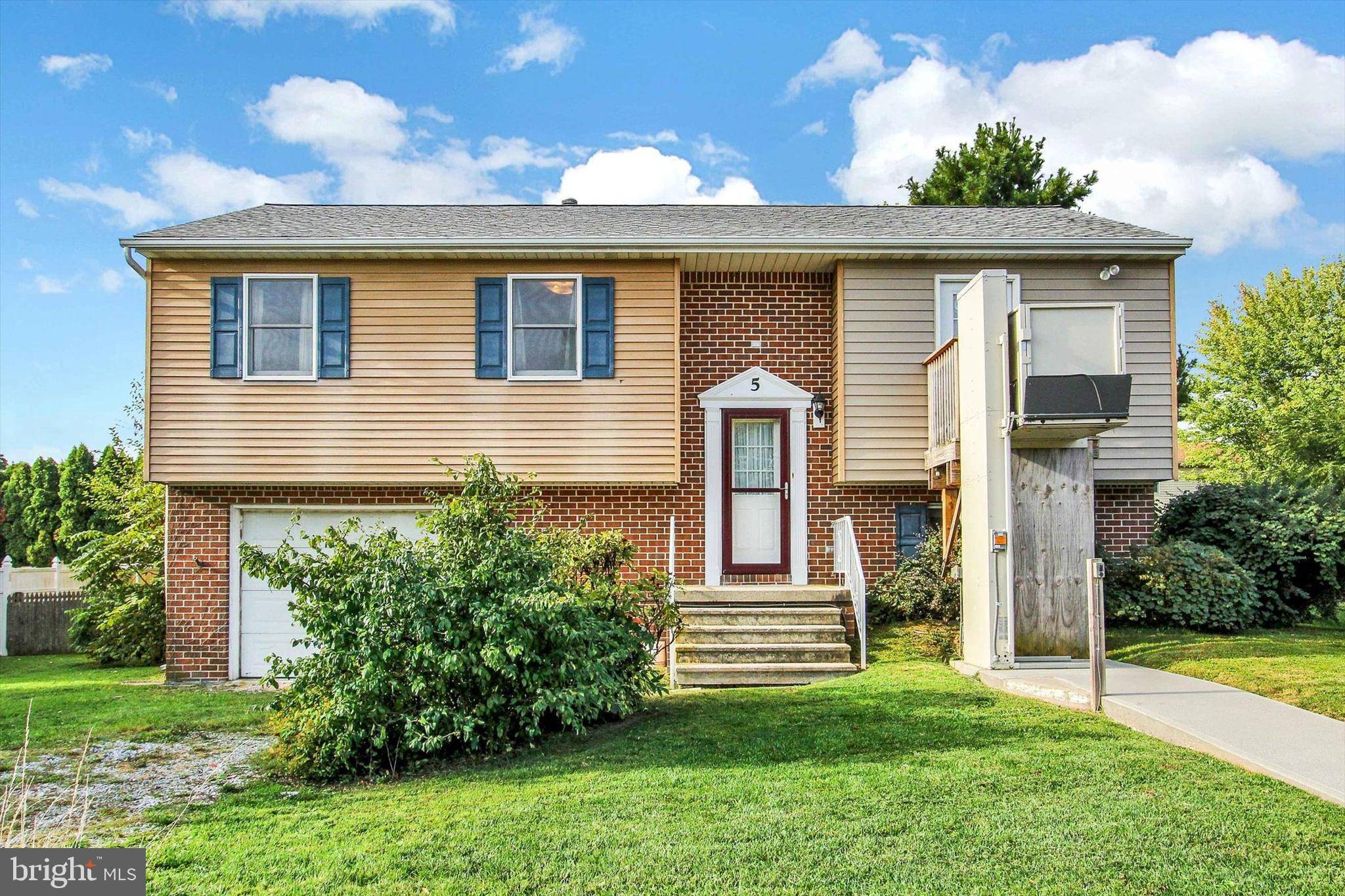 Hanover, PA 17331,5 BUTTERNUT LN