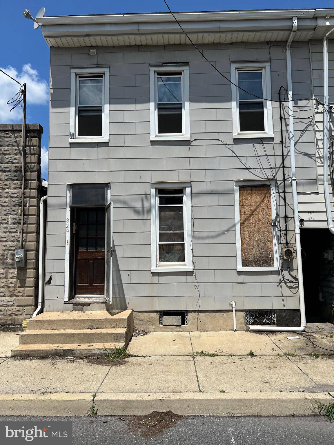 Lebanon, PA 17046,829 SCULL ST