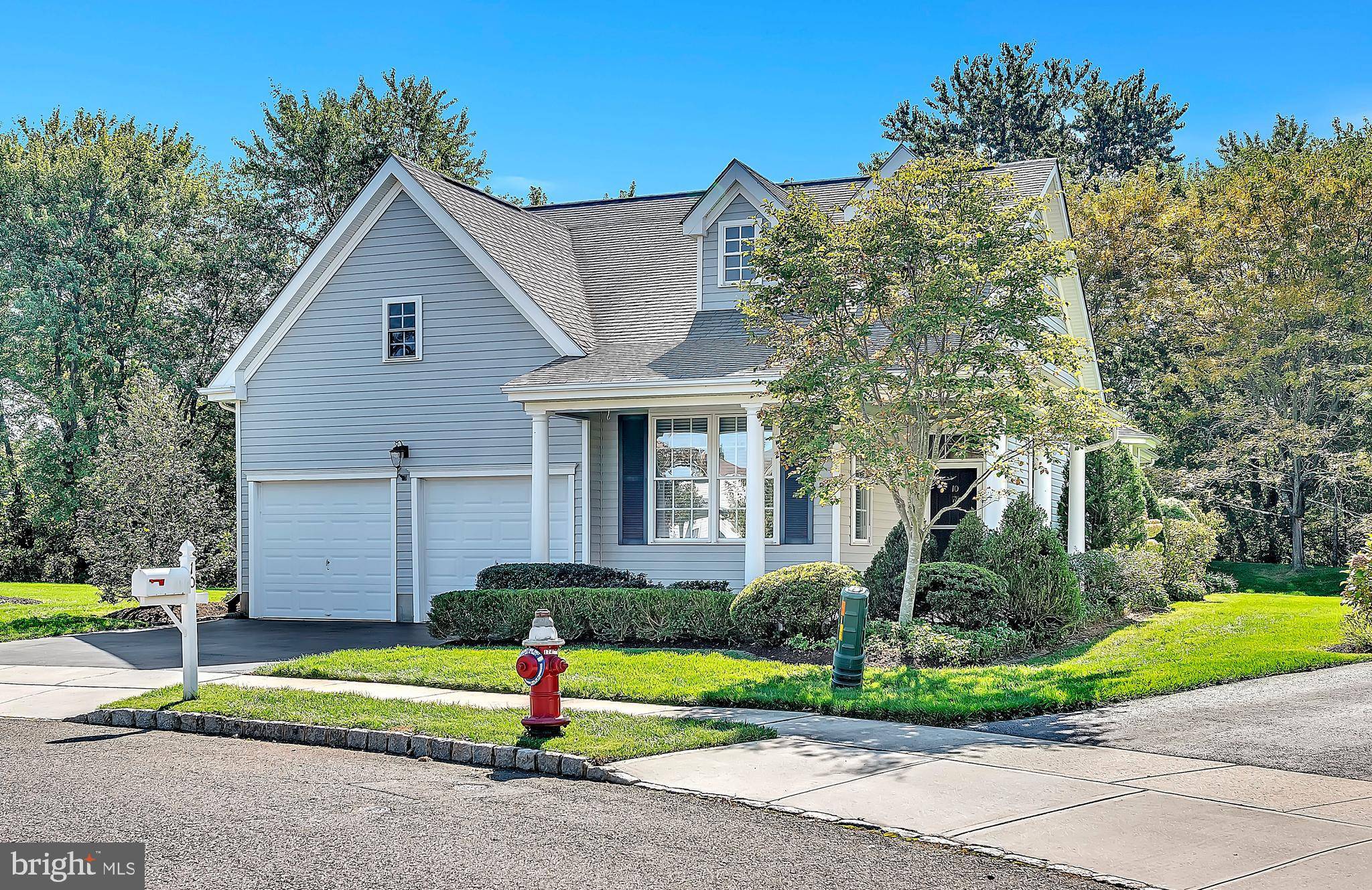 Cranbury, NJ 08512,10 LONGSTREET LN