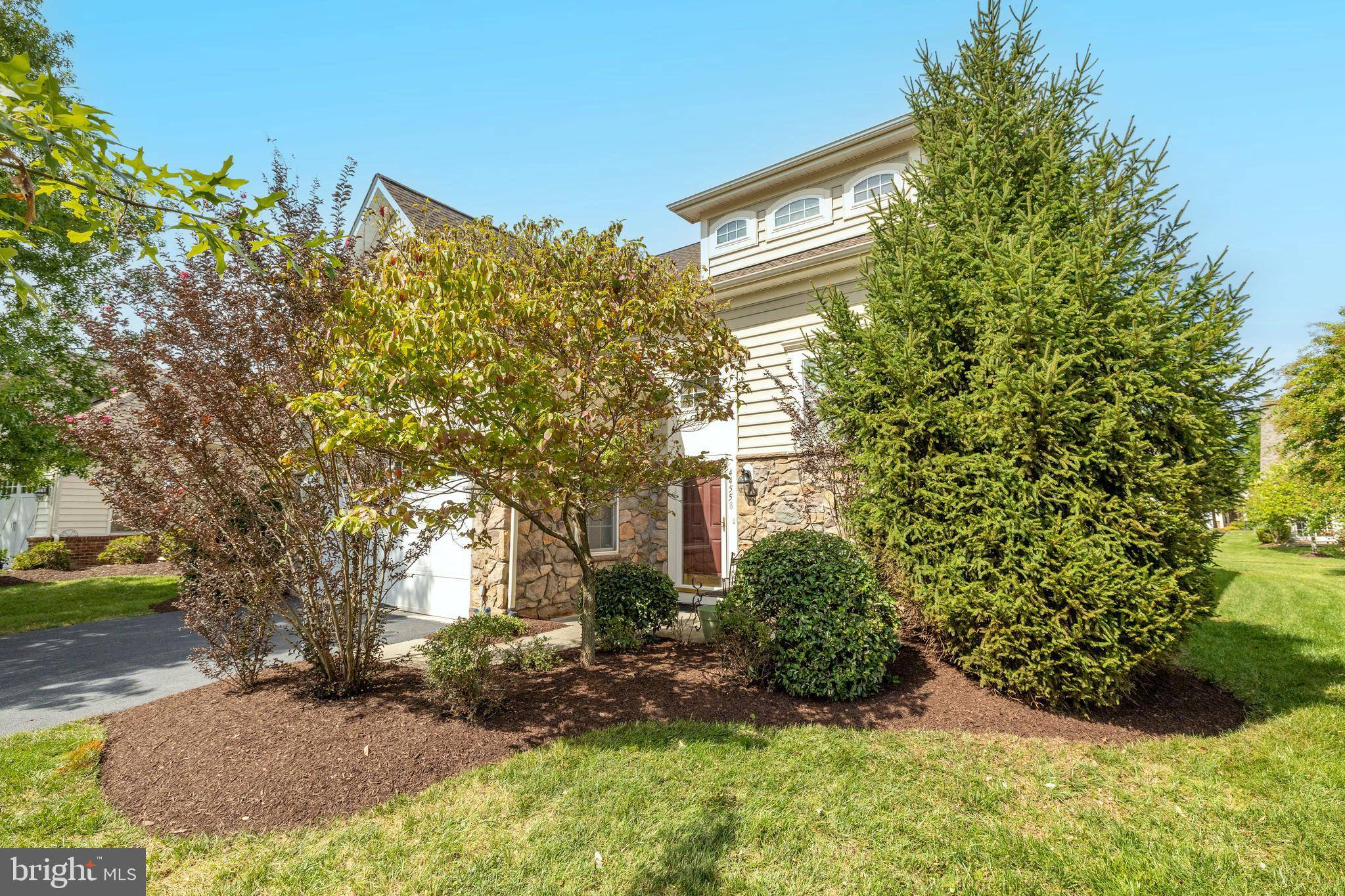 Ashburn, VA 20147,44558 BALTRAY CIR