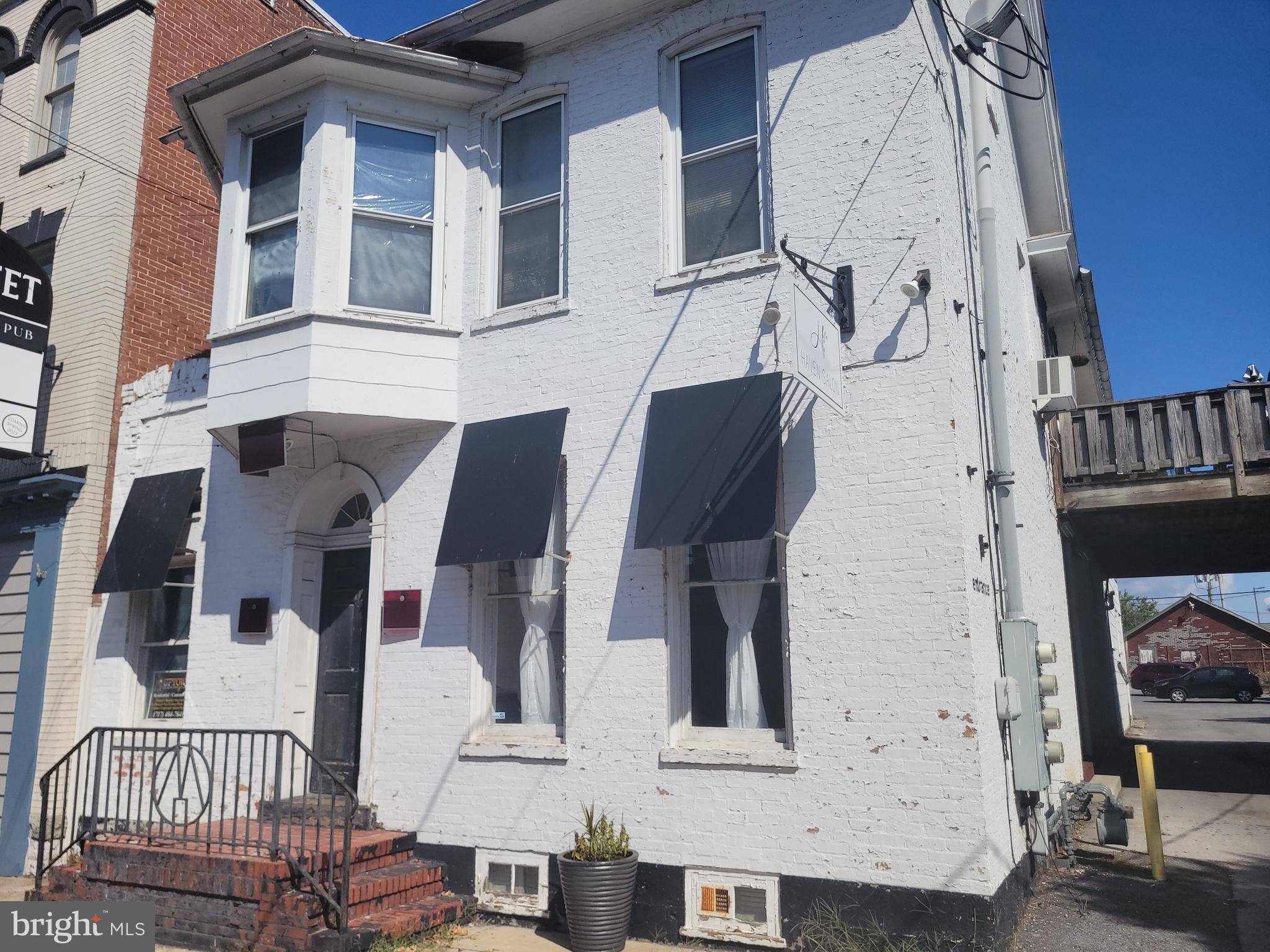 Greencastle, PA 17225,112 E BALTIMORE STREET