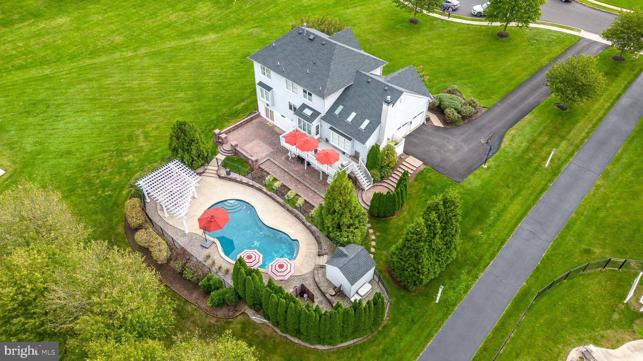 Harleysville, PA 19438,513 APPLE LN