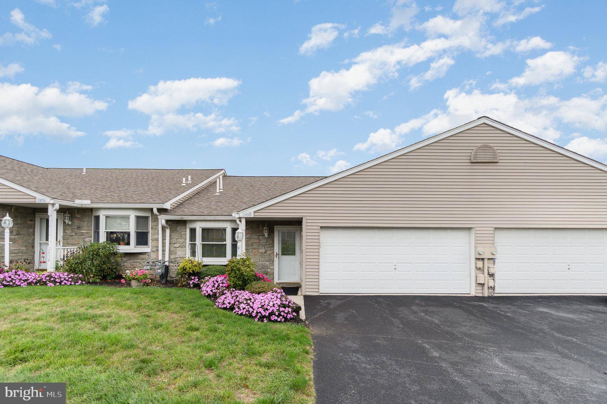 York, PA 17406,2460 SWEET GUM CIR #85