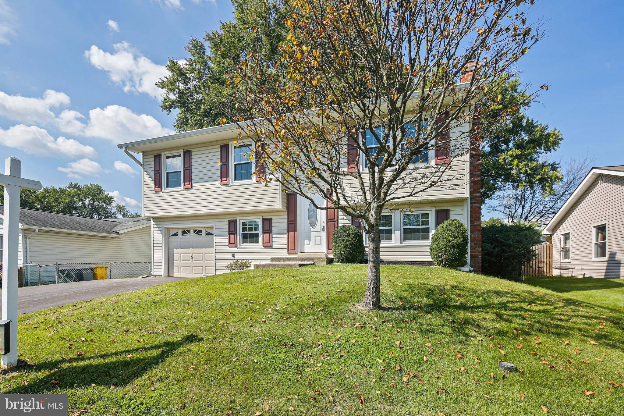 Gambrills, MD 21054,988 SUNNY CT