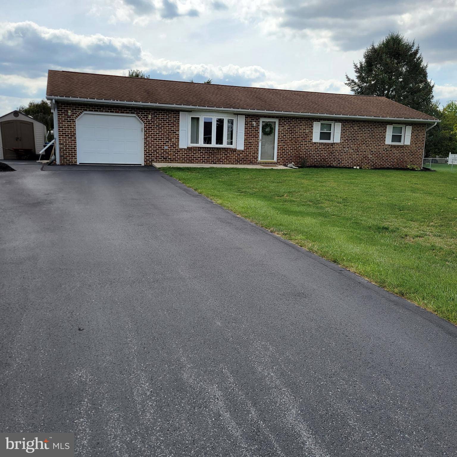 Greencastle, PA 17225,1120 OLIVE DRIVE