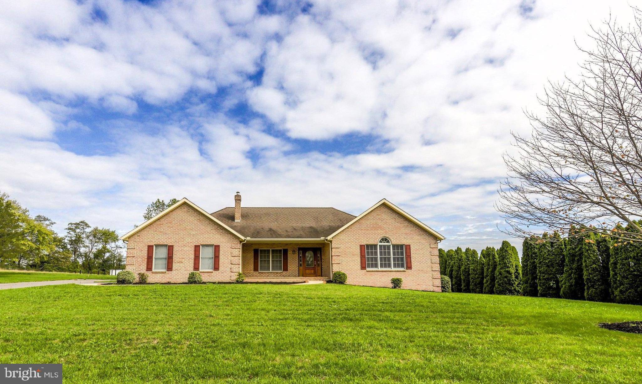 Greencastle, PA 17225,5059 BUCHANAN TRAIL WEST