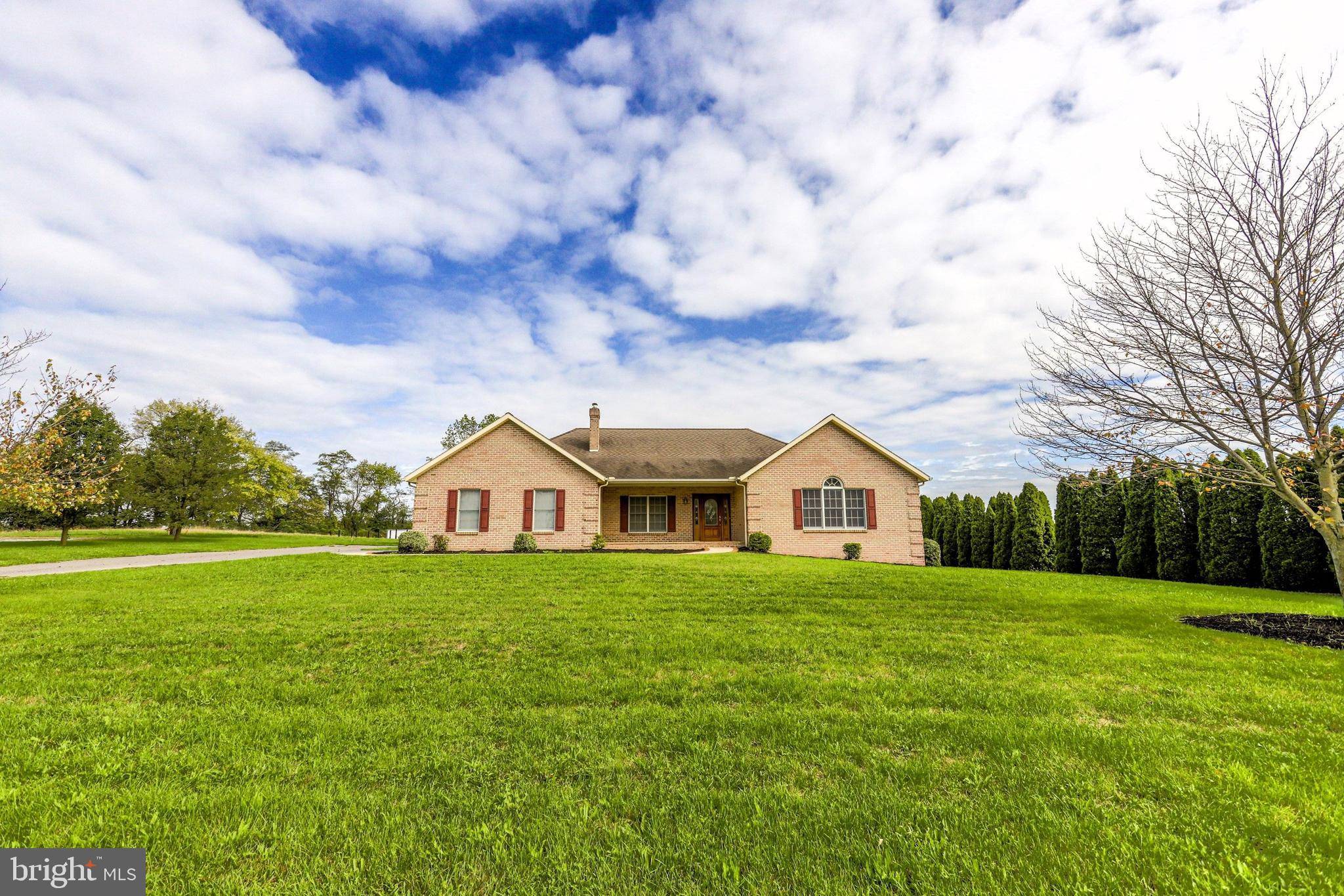 Greencastle, PA 17225,5059 BUCHANAN TRAIL WEST