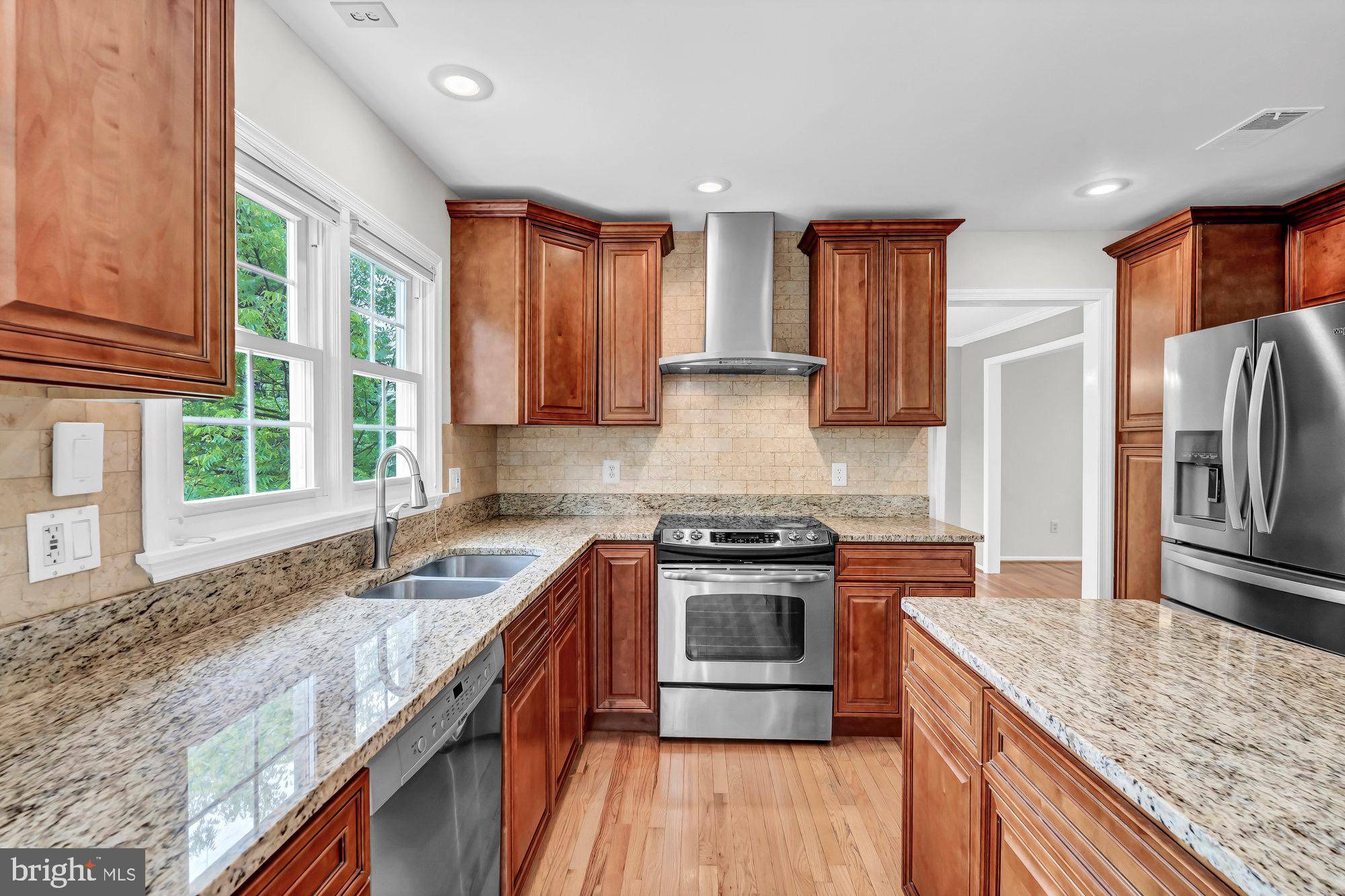 Vienna, VA 22182,9838 CORAL BELLS CT