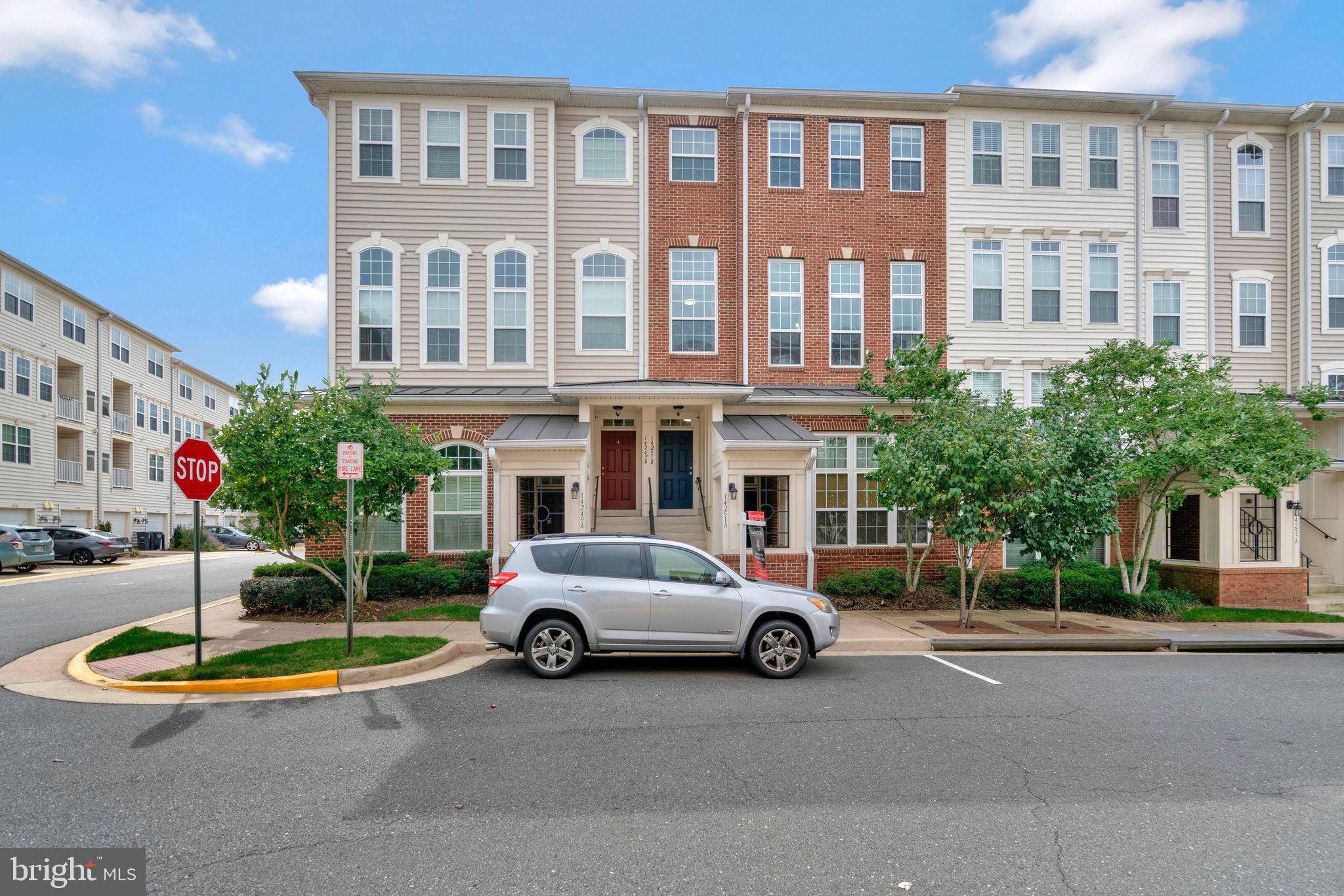 Centreville, VA 20121,14251-B WOVEN WILLOW LN #98