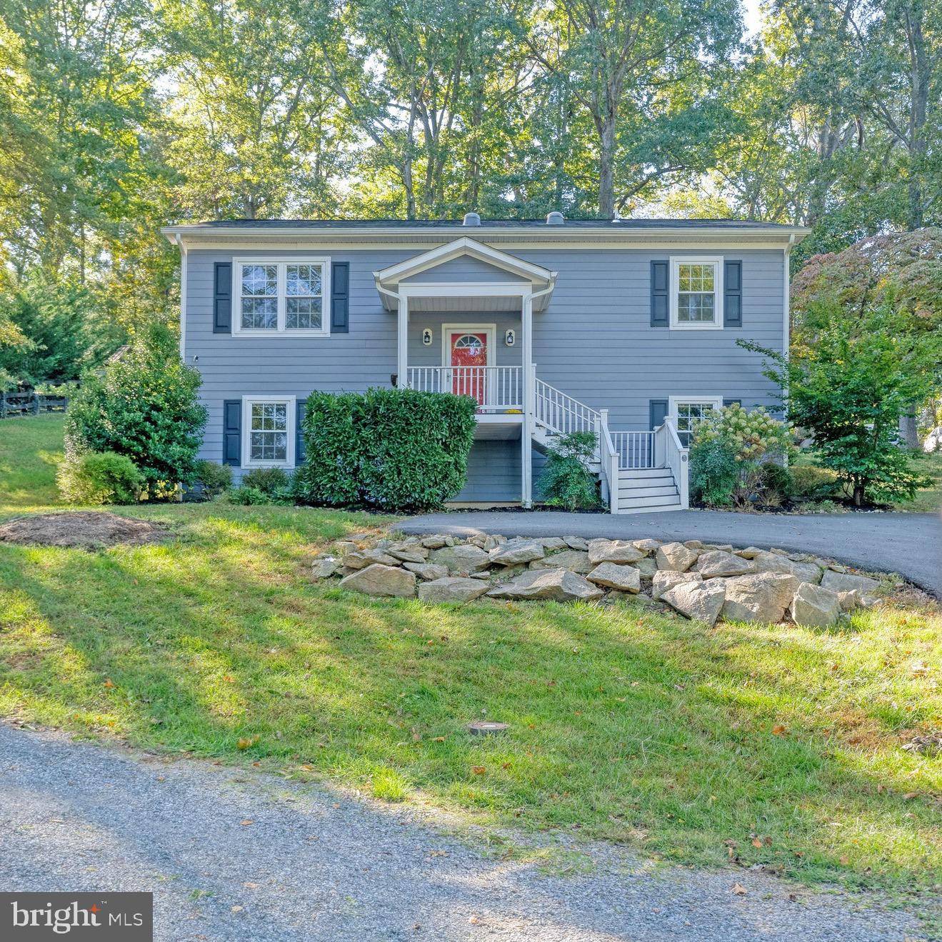 Round Hill, VA 20141,35759 HAYMAN LN