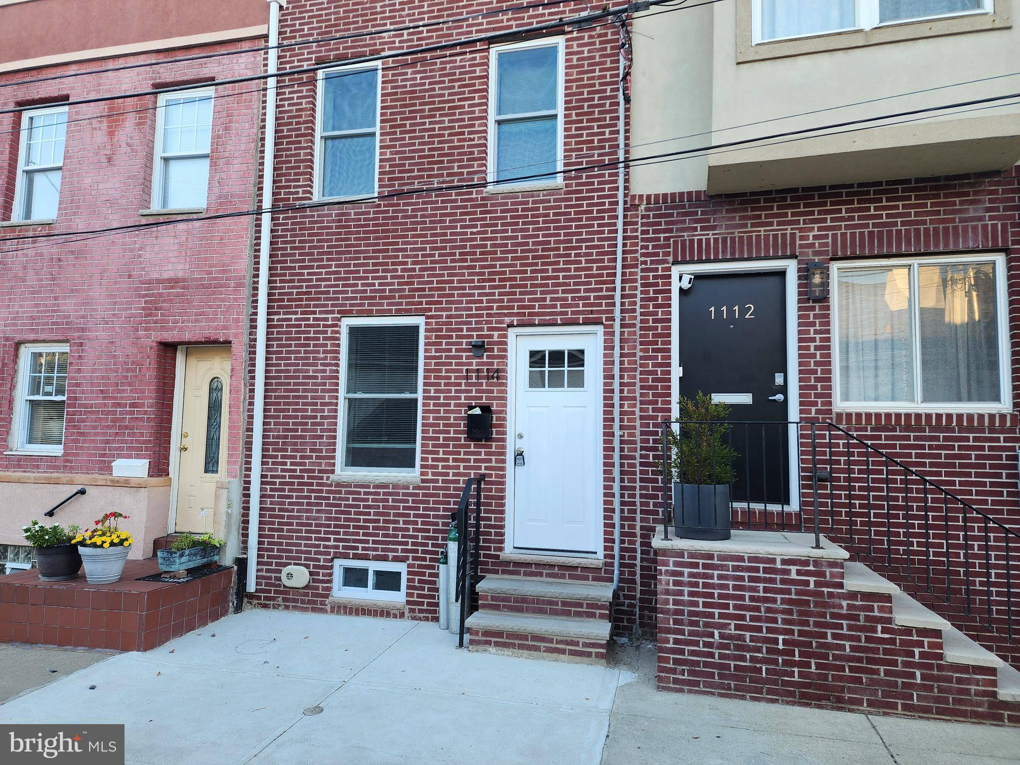 Philadelphia, PA 19147,1114 S ALDER ST