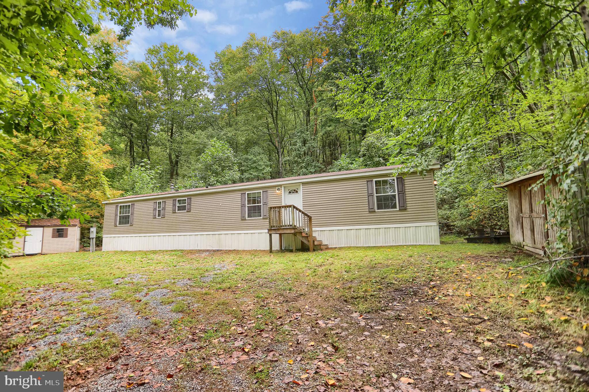 Honey Grove, PA 17035,285 CHESTNUT LN