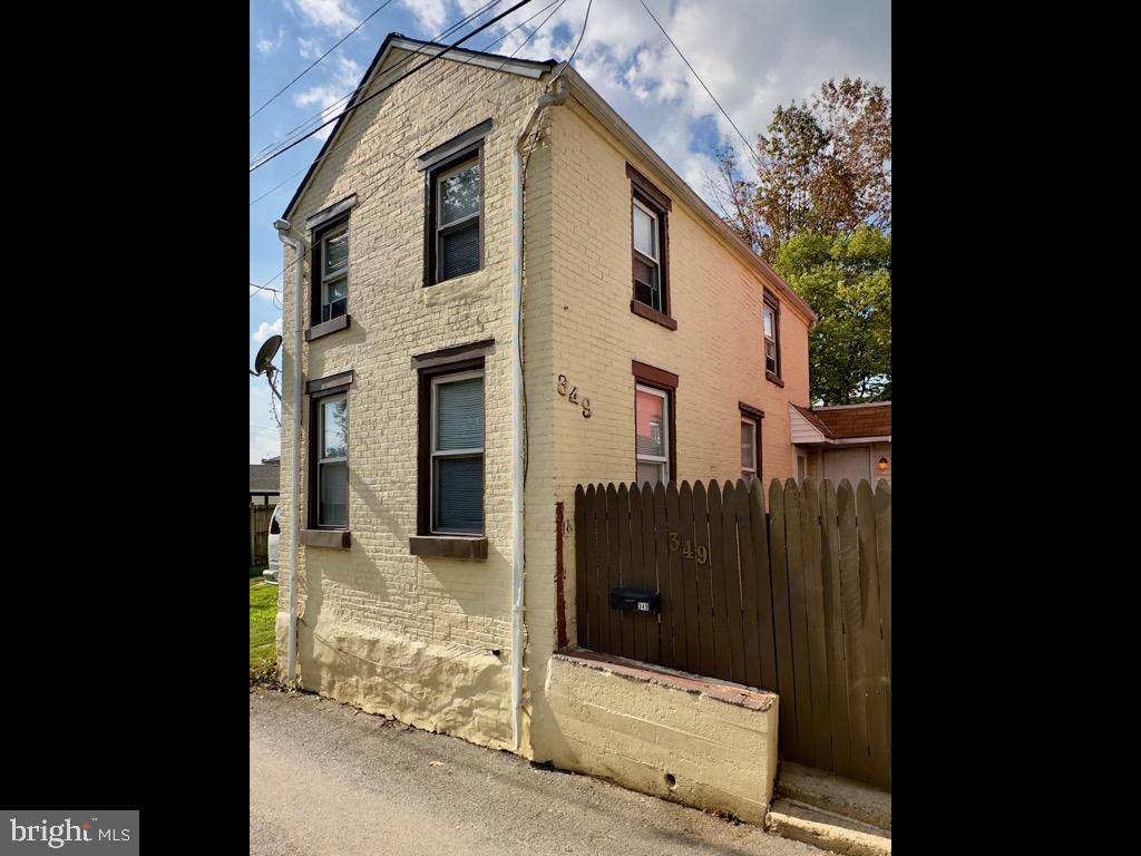 Columbia, PA 17512,349 AVENUE J