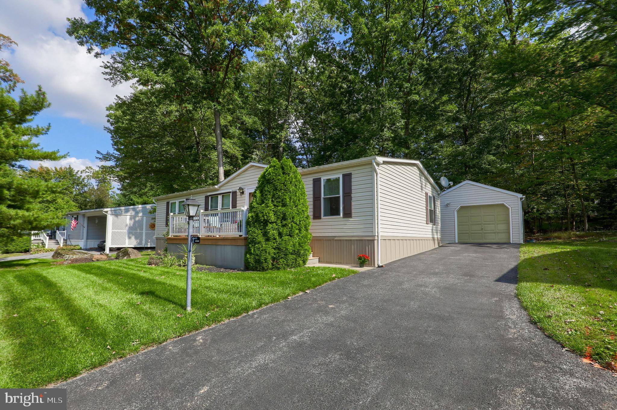 Manheim, PA 17545,229 MAPLE AVE