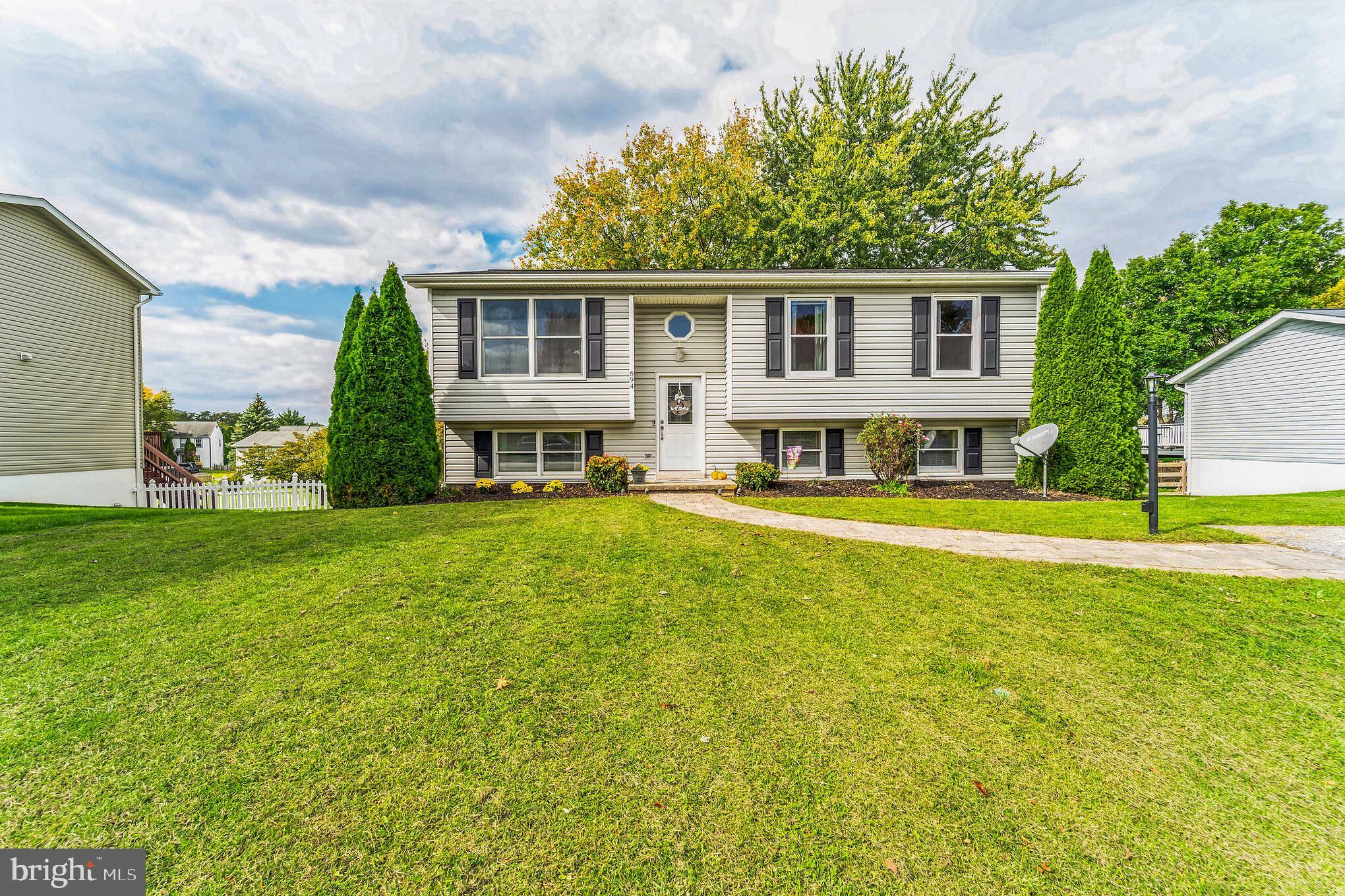 Westminster, MD 21158,694 JOHAHN DR