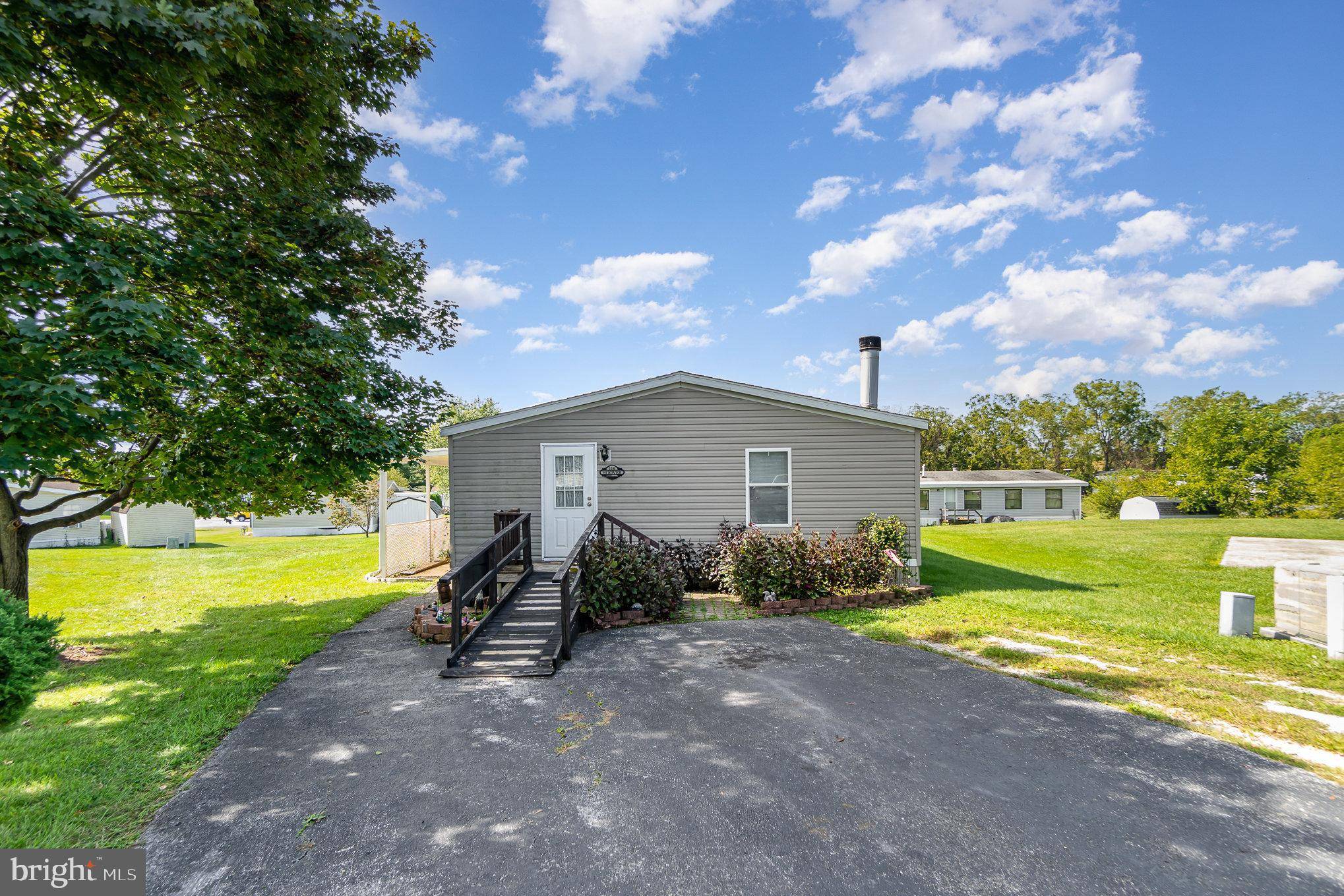 Dover, PA 17315,114 HONEY LOCUST CIR