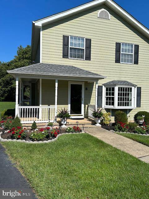 Hopewell, NJ 08525,8 EATON PL