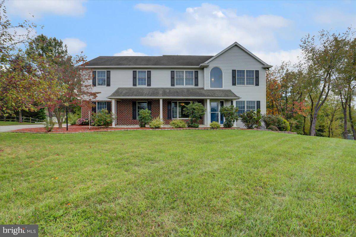 Chambersburg, PA 17201,108 GRIMSBY COURT