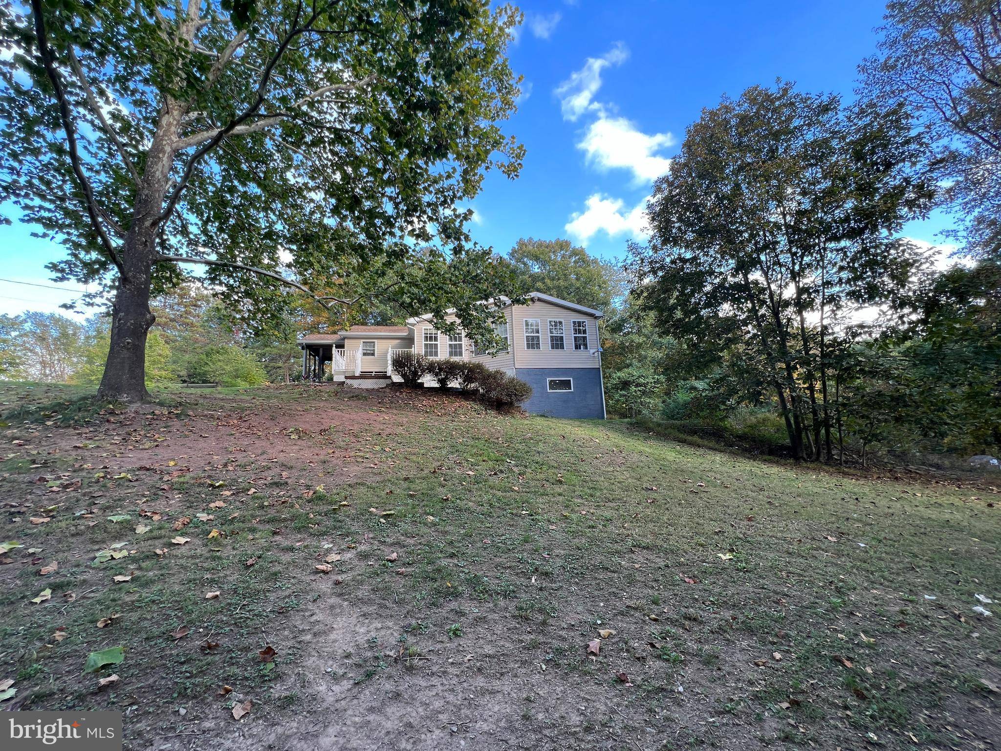 Berkeley Springs, WV 25411,39 SONNYS WAY