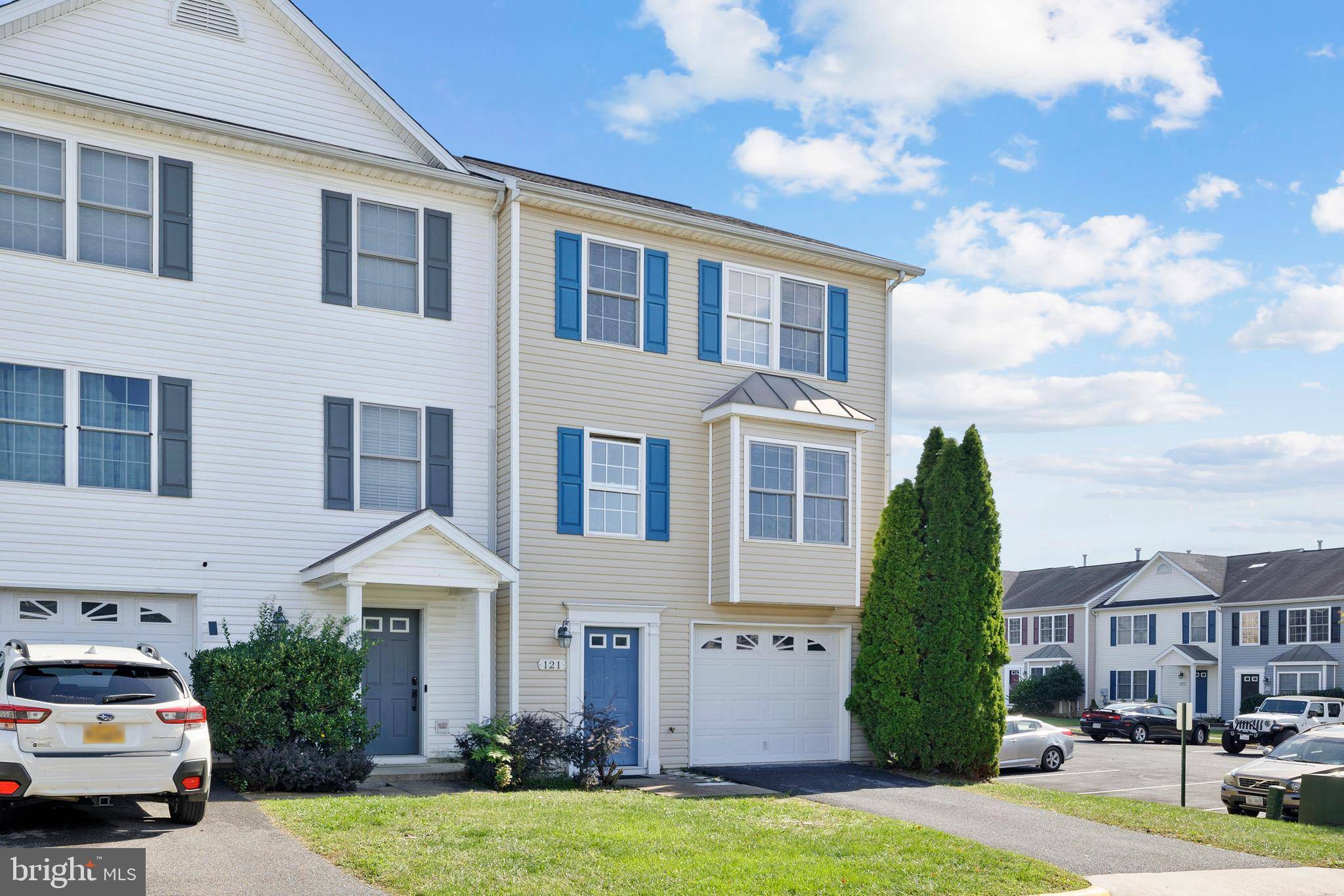 Winchester, VA 22602,121 SEABREEZE LN