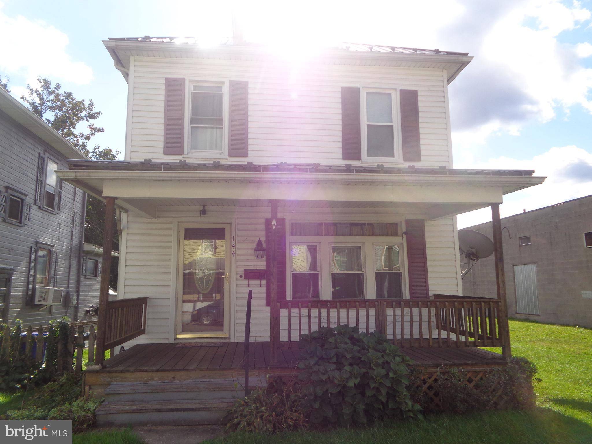 Lewistown, PA 17044,144 WEST 4TH STREET