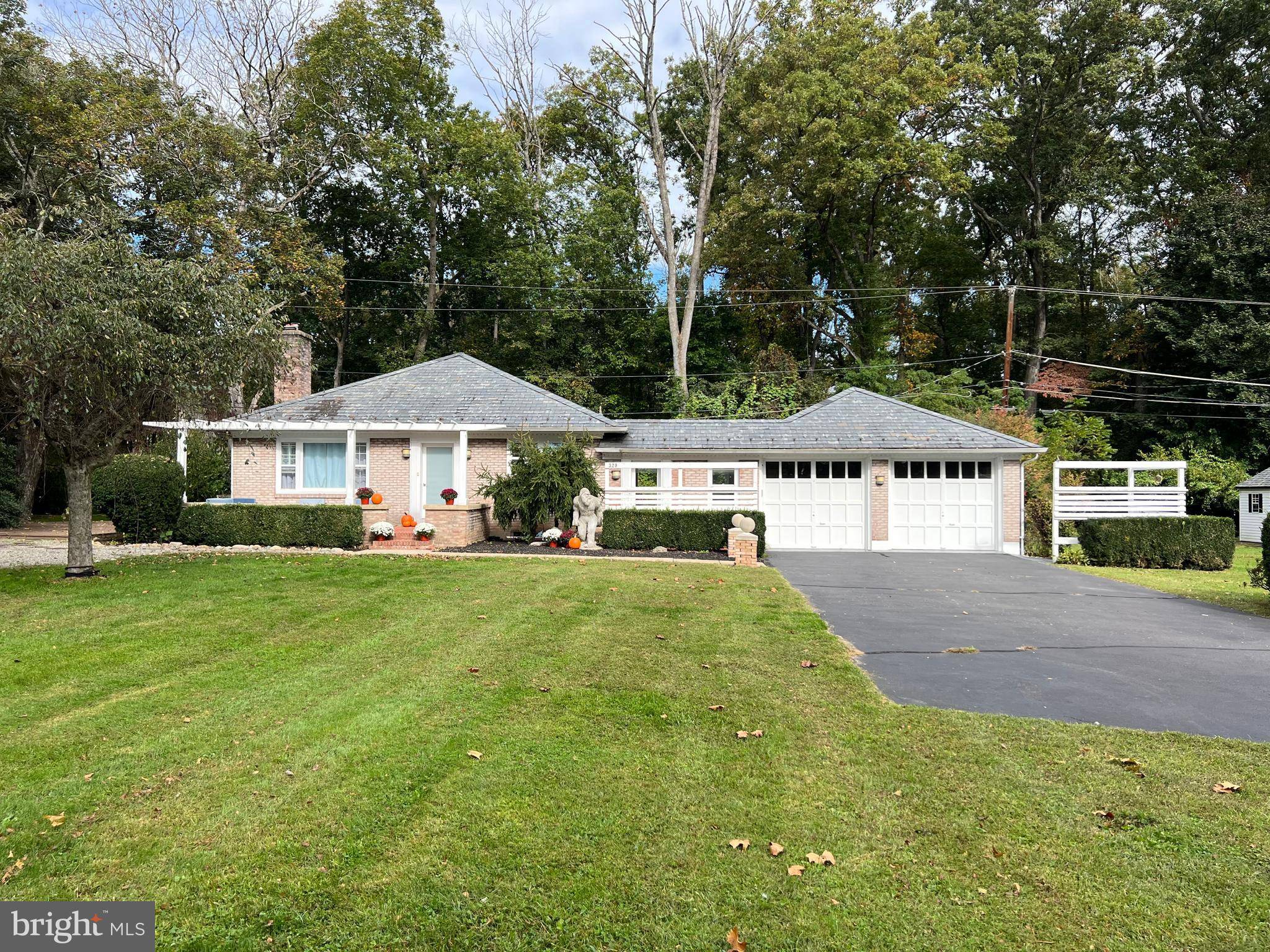 Riegelsville, PA 18077,329 ELMWOOD LANE