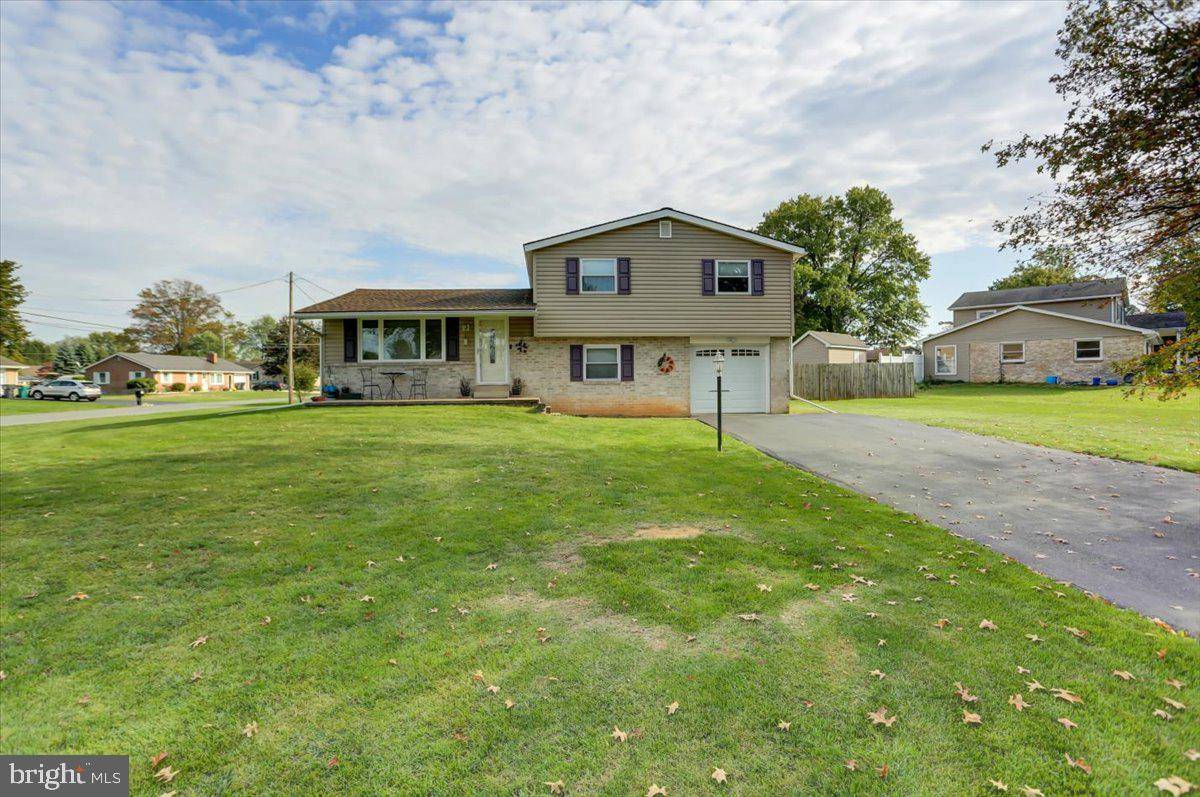 Carlisle, PA 17015,15 BUCKTHORN DR