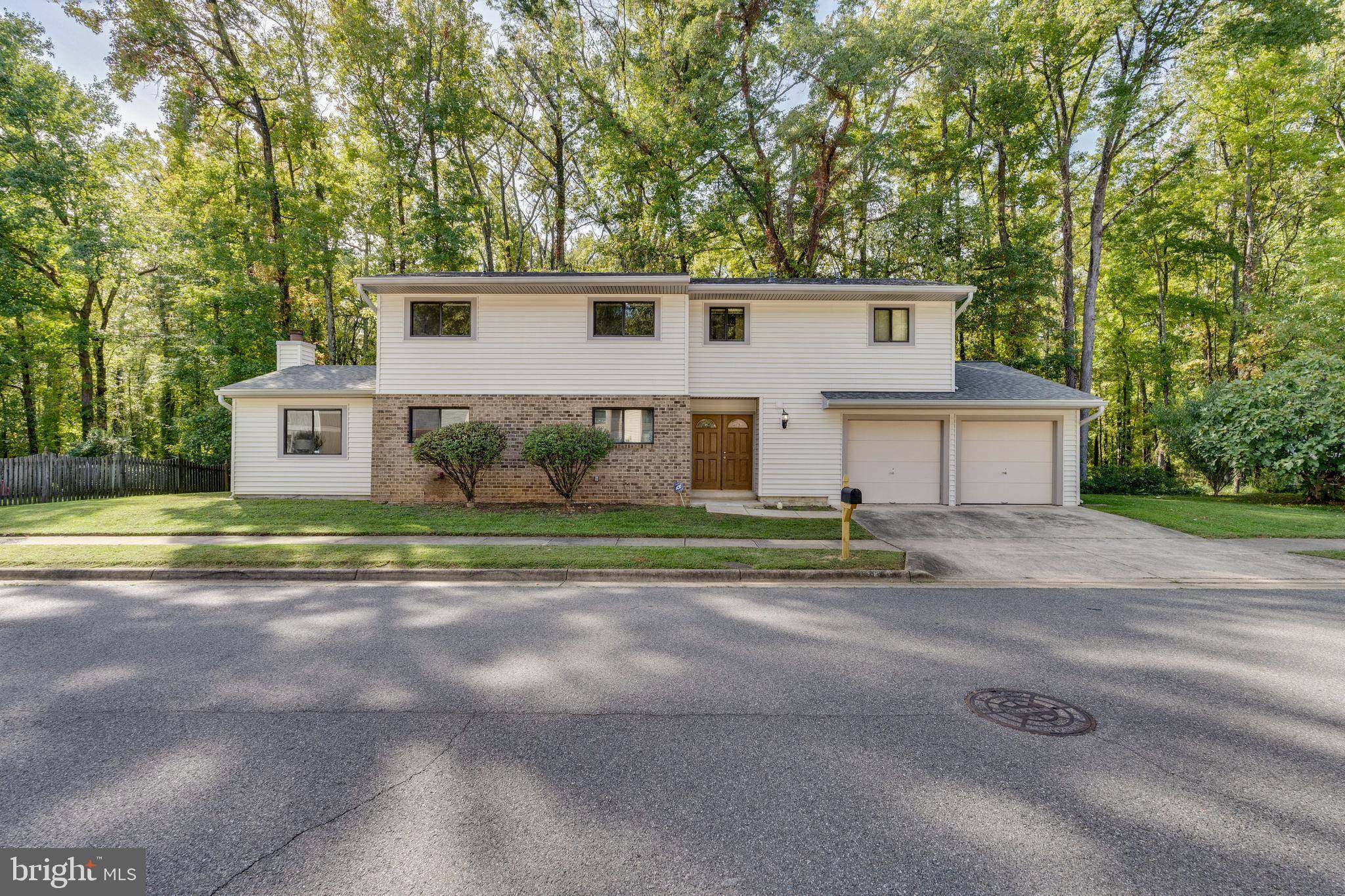 Alexandria, VA 22306,6924 DEER RUN DR