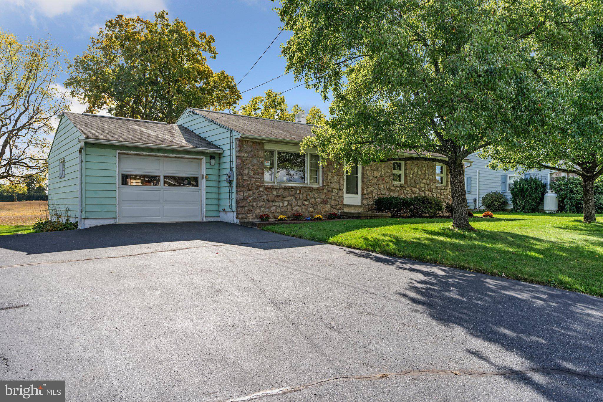 Bechtelsville, PA 19505,38 BAUSE RD