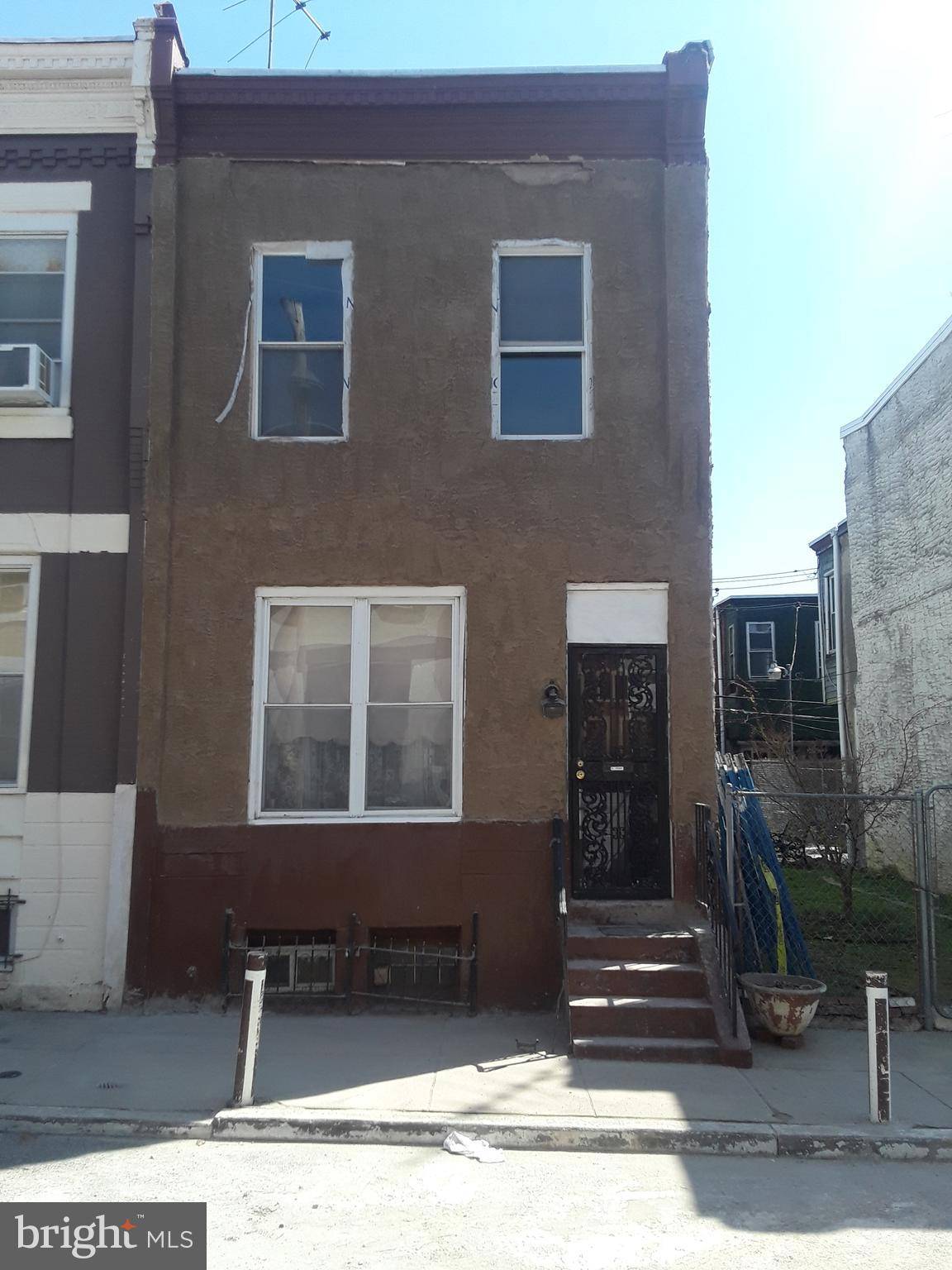 Philadelphia, PA 19132,2529 N GRATZ ST N