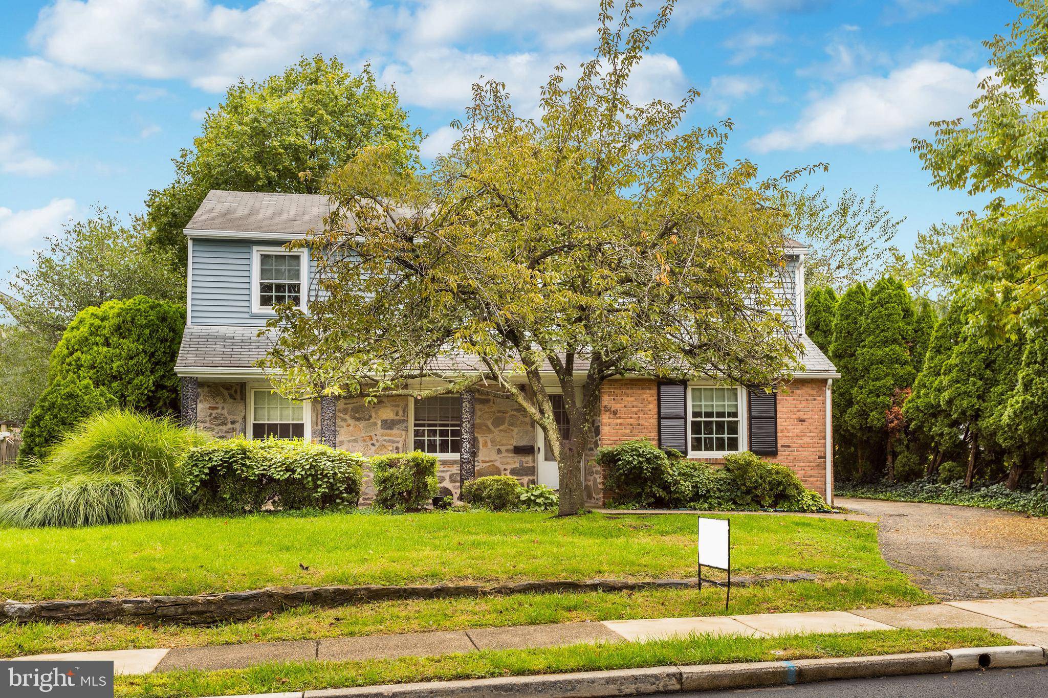 Drexel Hill, PA 19026,519 LOMBARDY RD