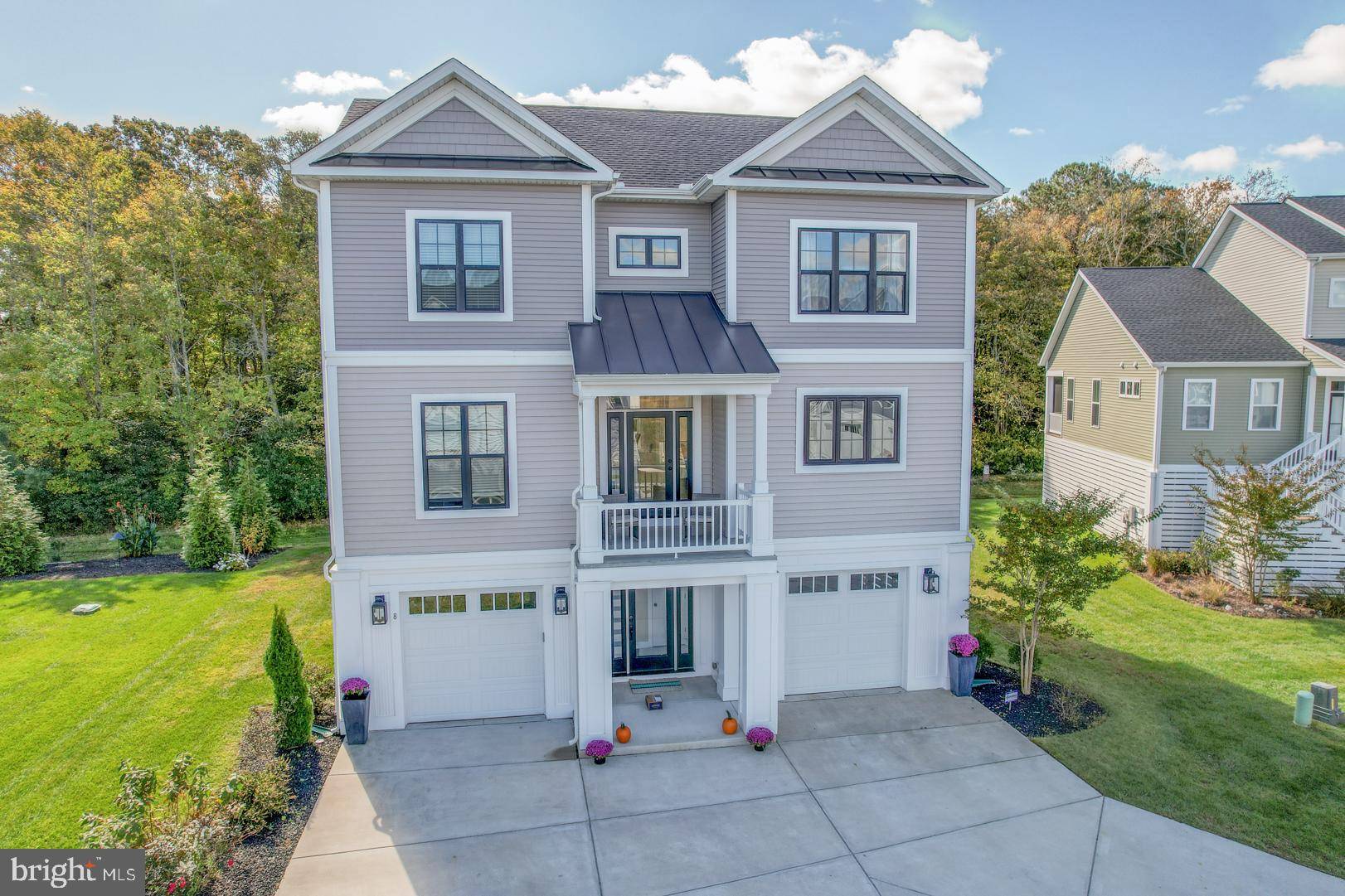 Ocean View, DE 19970,8 LARCHMONT CT