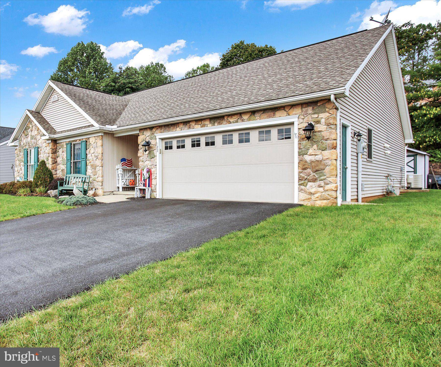 New Cumberland, PA 17070,422 CHESTNUT WAY