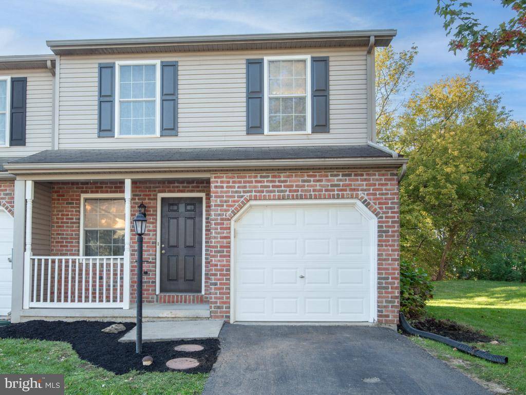 Quarryville, PA 17566,263 MEADOW LN